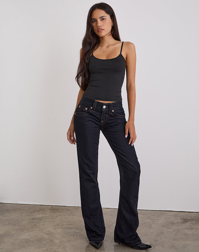 Jeans a vita bassa con cuciture ritorte in risciacquo