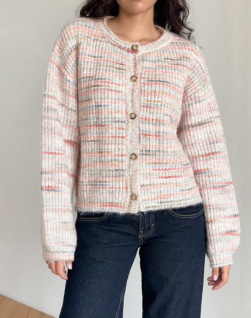 Luciana Cardi in maglia spazzolata multicolore
