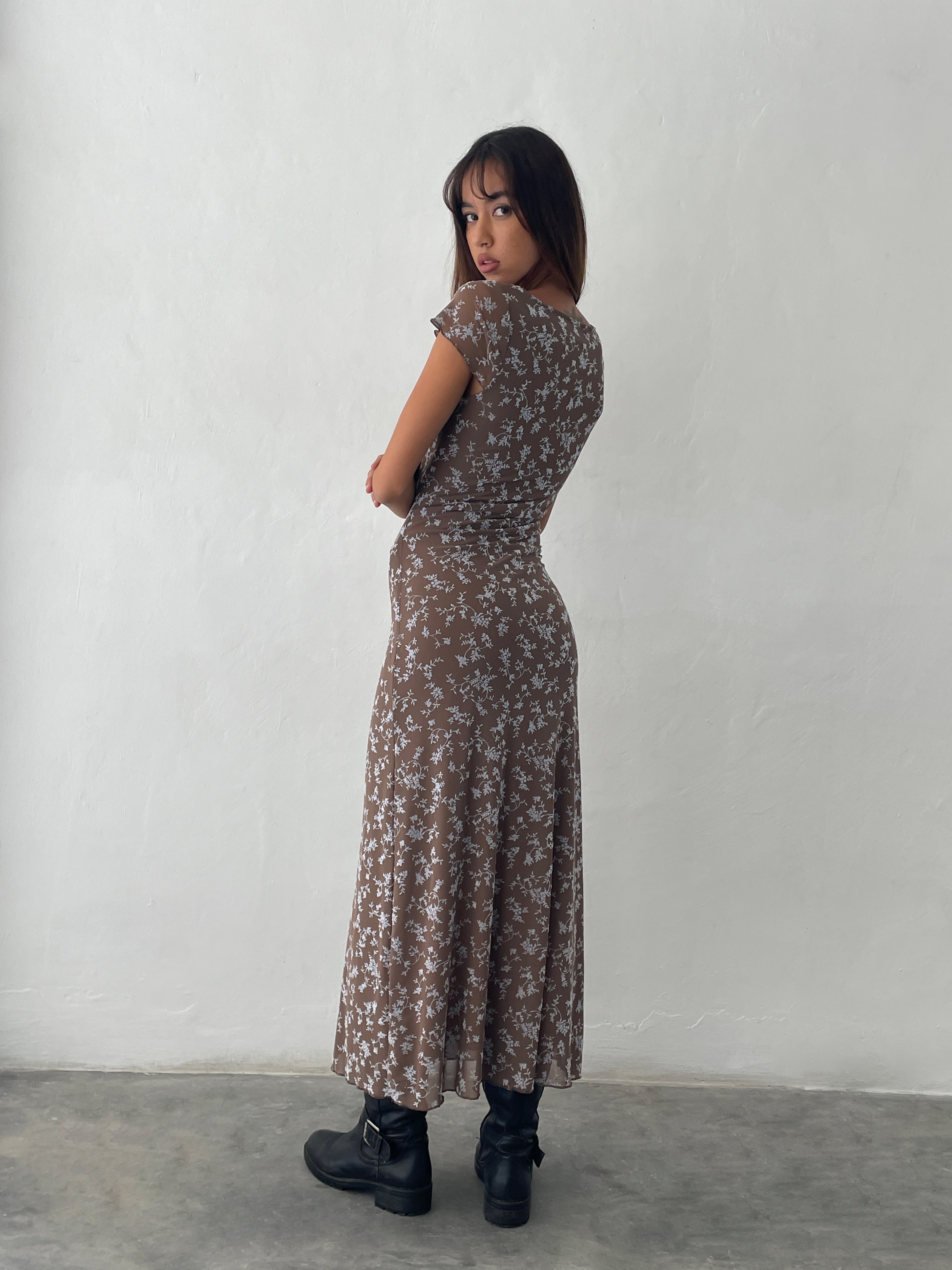Immagine di Lunama Midi Dress in Botanist Flock Dark Taupe