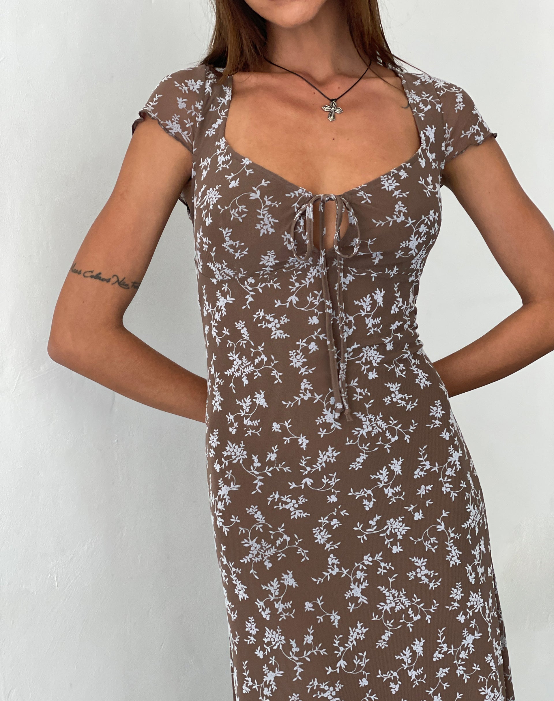 Immagine di Lunama Midi Dress in Botanist Flock Dark Taupe