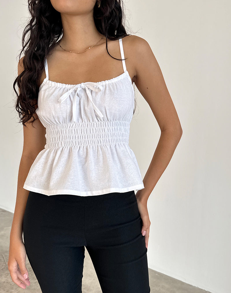 immagine di Lyncia Tie Front Cami Top in bianco sporco
