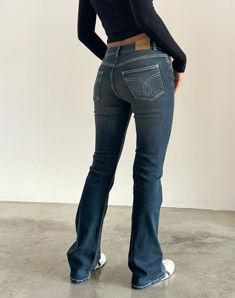 Immagine dei jeans Bootleg a vita bassa con cuciture pesanti Vintage Indigo