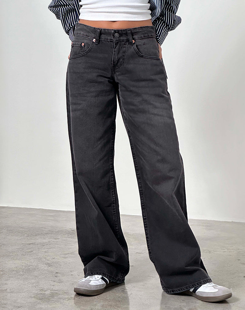 Immagine dei jeans paralleli a vita bassa in nero vintage