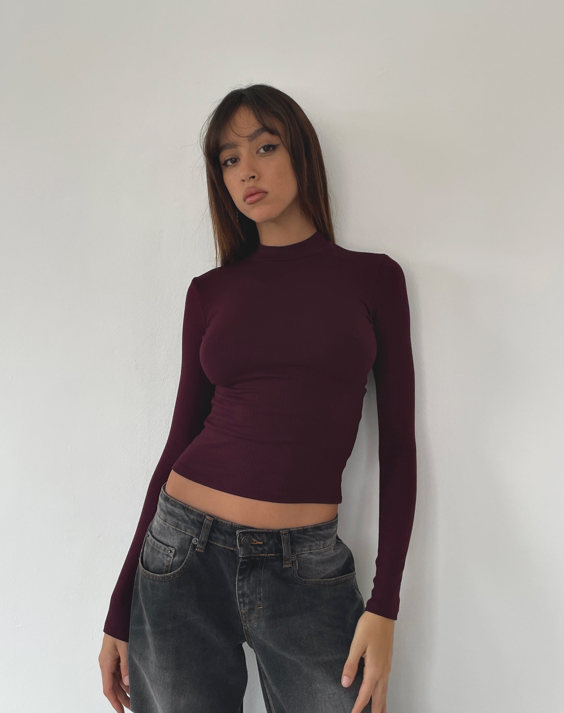 Immagine di Mabel - Top a manica lunga a coste con collo alto in sangue di bue