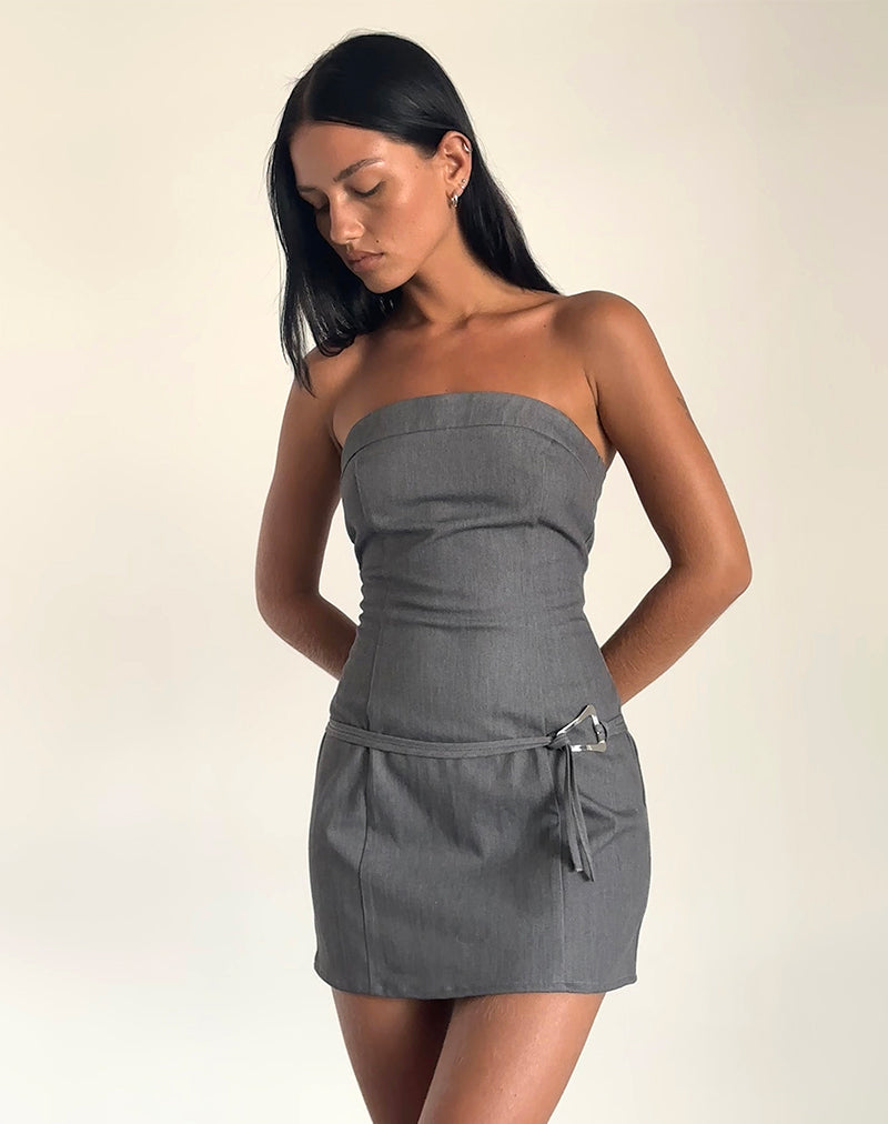 Magaska - Mini abito a fascia in grigio sartoriale