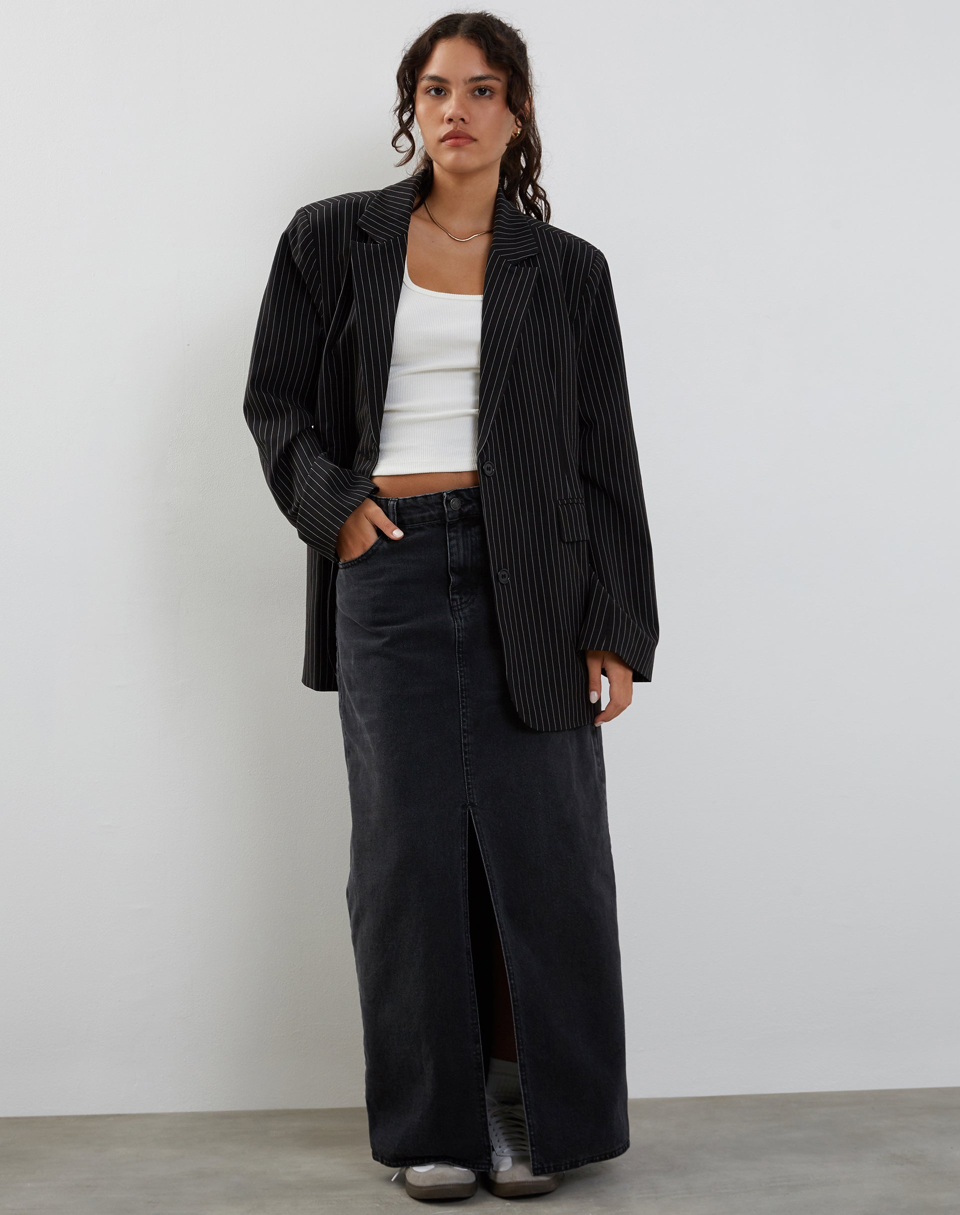 immagine di Maiwa Blazer in gessato nero