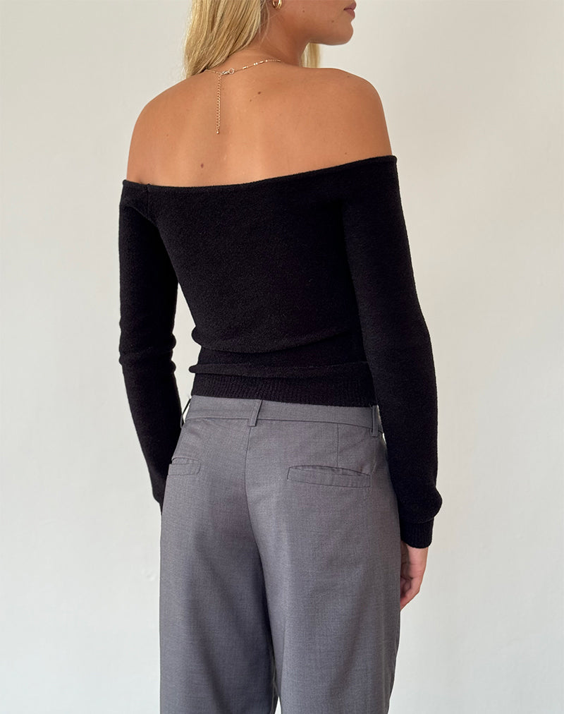 Immagine di Makena Bardot Jumper in nero spazzolato