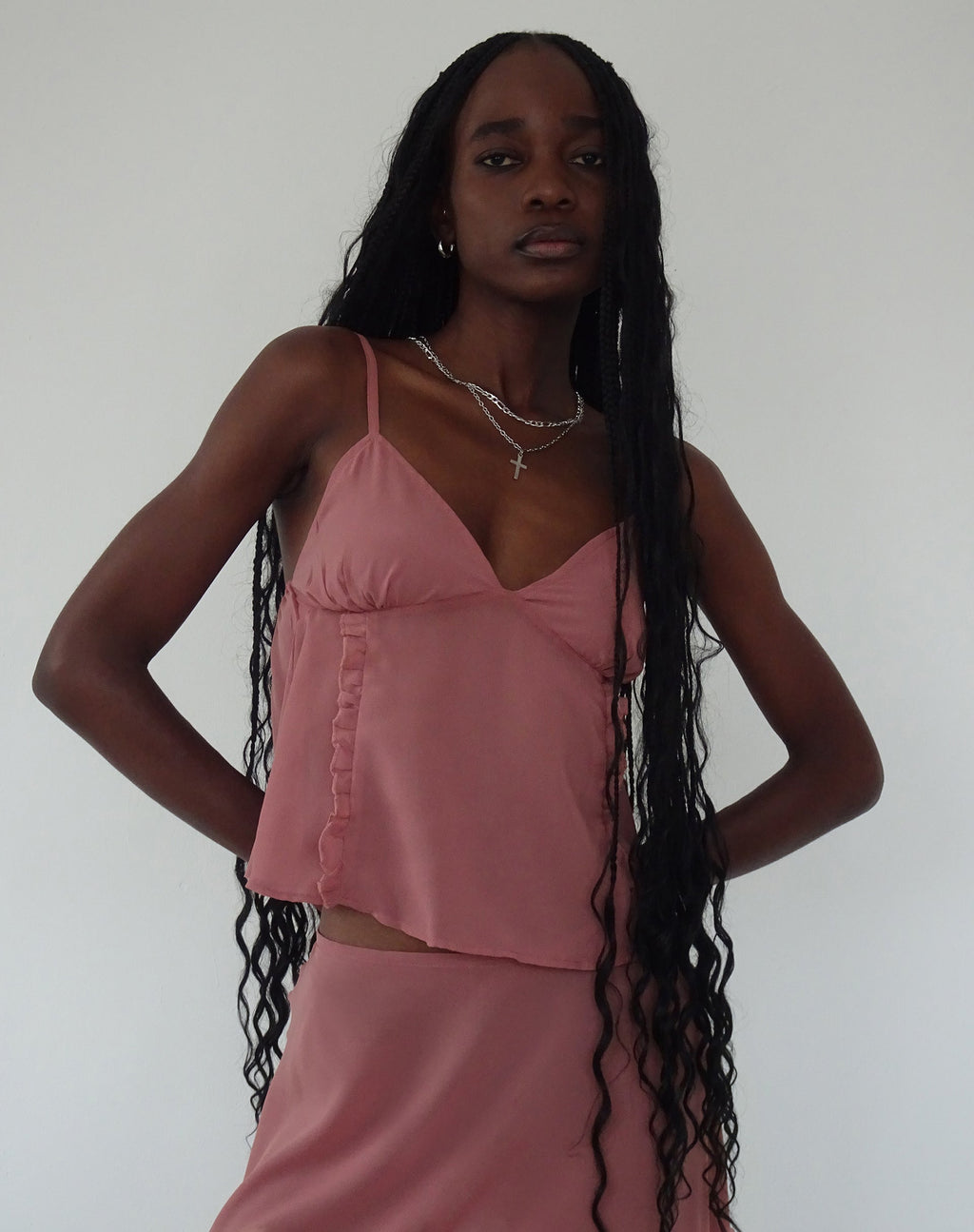 Melly - Top cami in chiffon in Dessert Sand