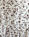 Fiore a stelo marrone a fiocco