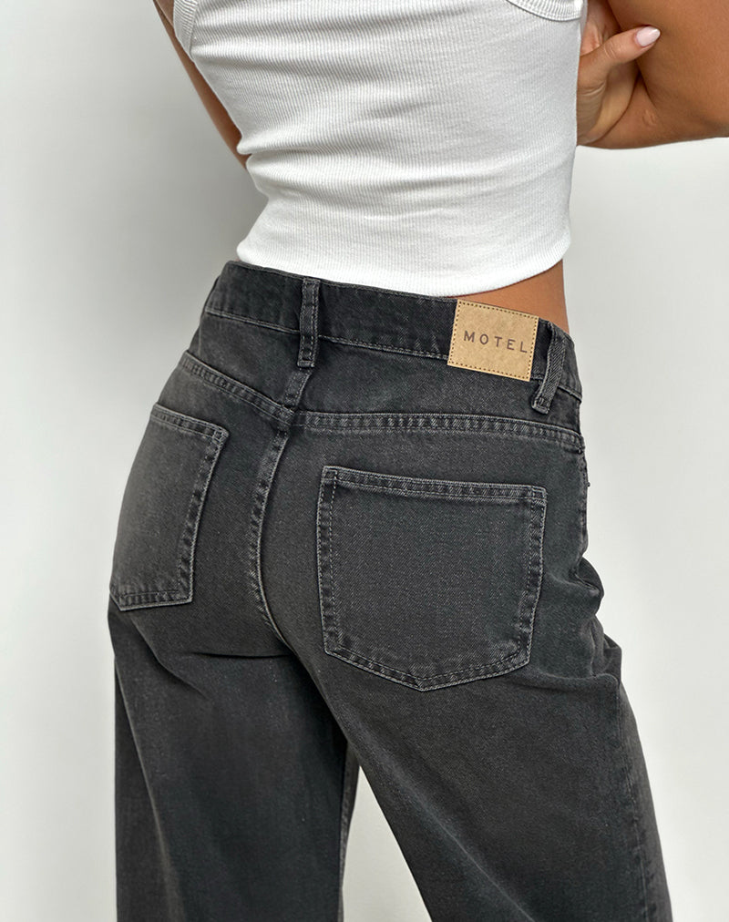 Immagine di Jeans dritti a vita media con risvolto, lavati, neri e grigi