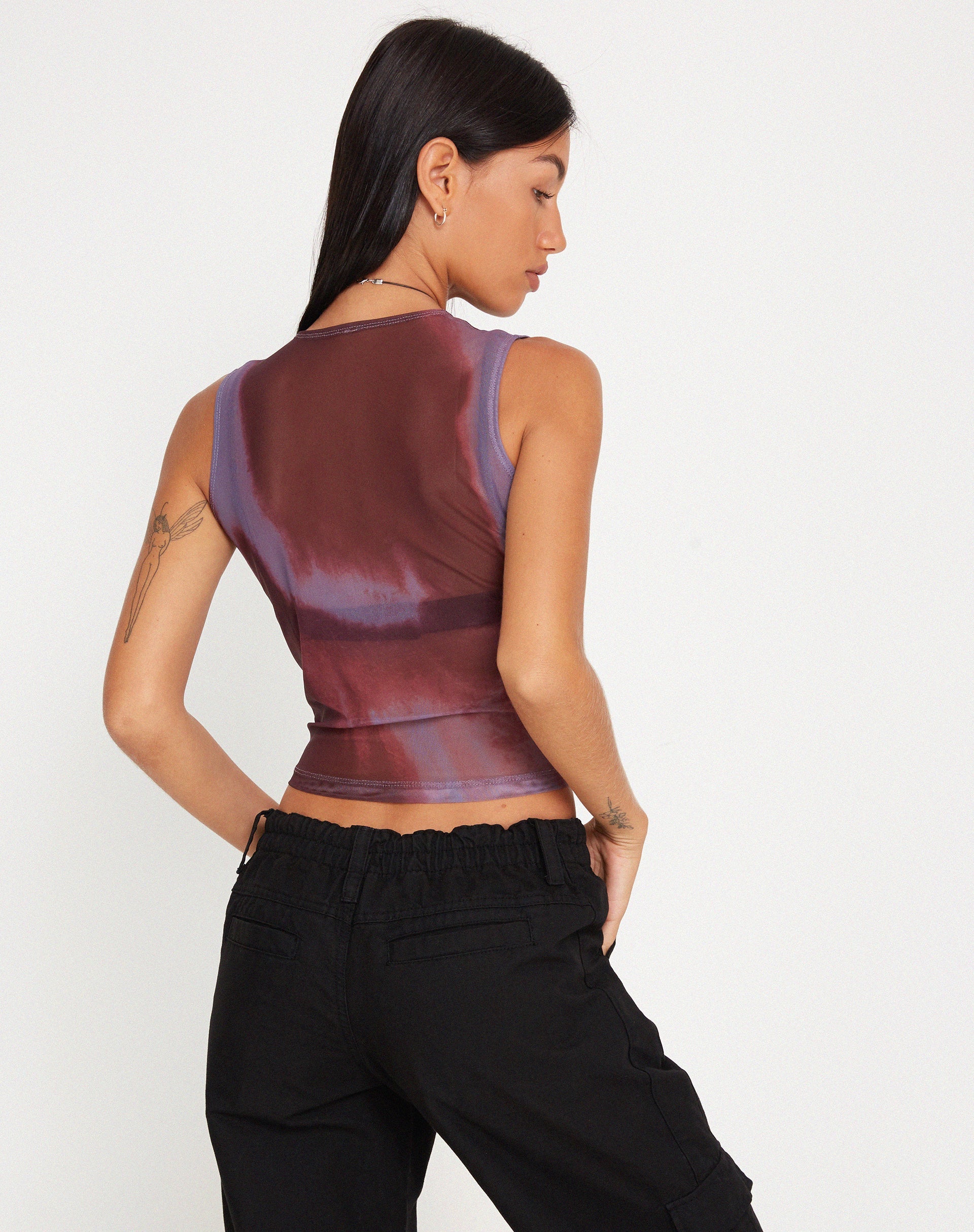 Immagine di Monlo Gilet Top in Mesh Watercolour Wine