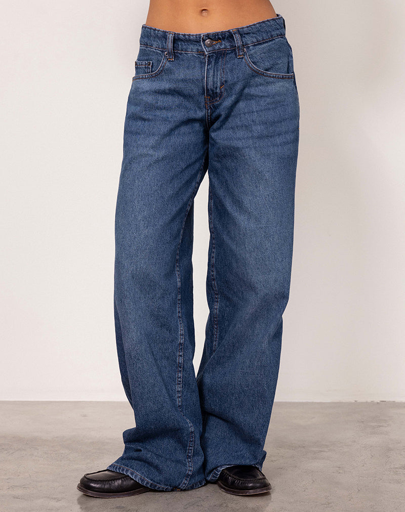 Immagine di Roomy Extra Wide Low Rise Jeans in Mid Blue Used