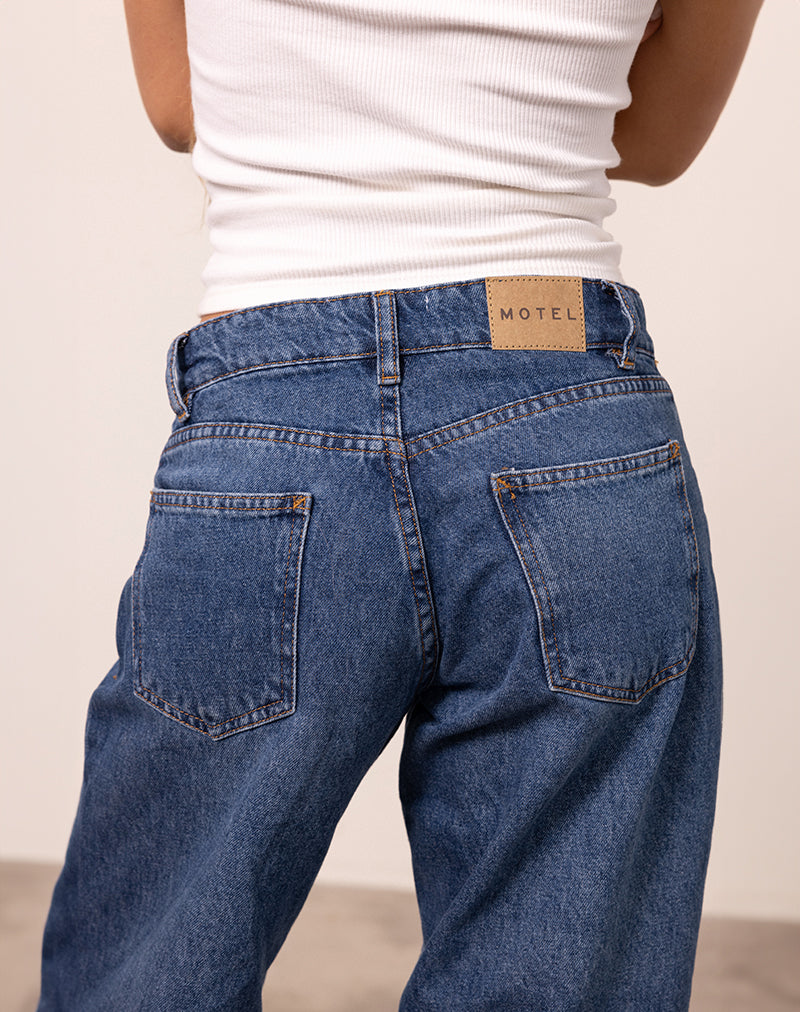 Immagine di Roomy Extra Wide Low Rise Jeans in Mid Blue Used