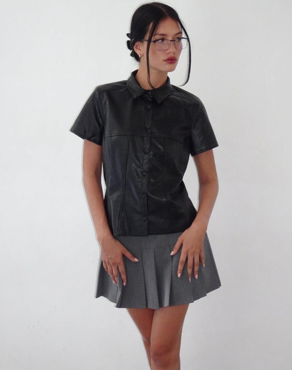 Camicia Mulan a maniche corte in PU nero