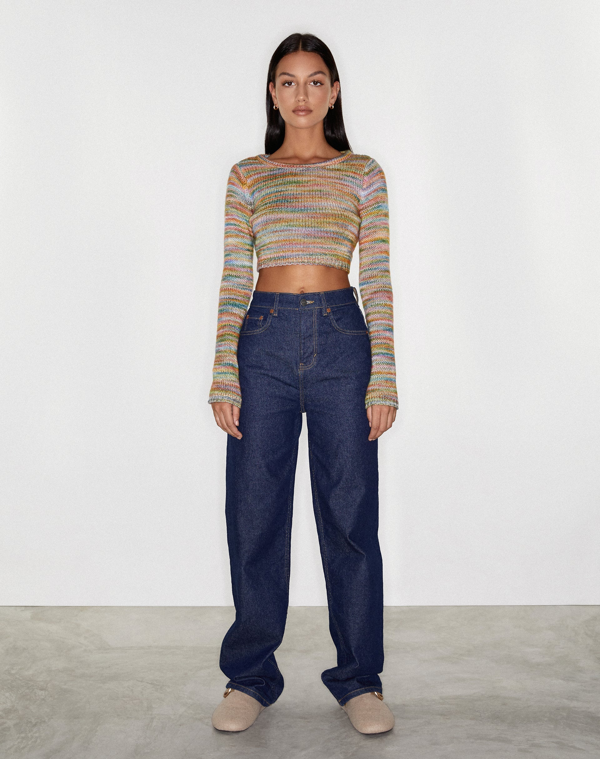 immagine dei jeans Parallel in lavaggio blu con risciacquo