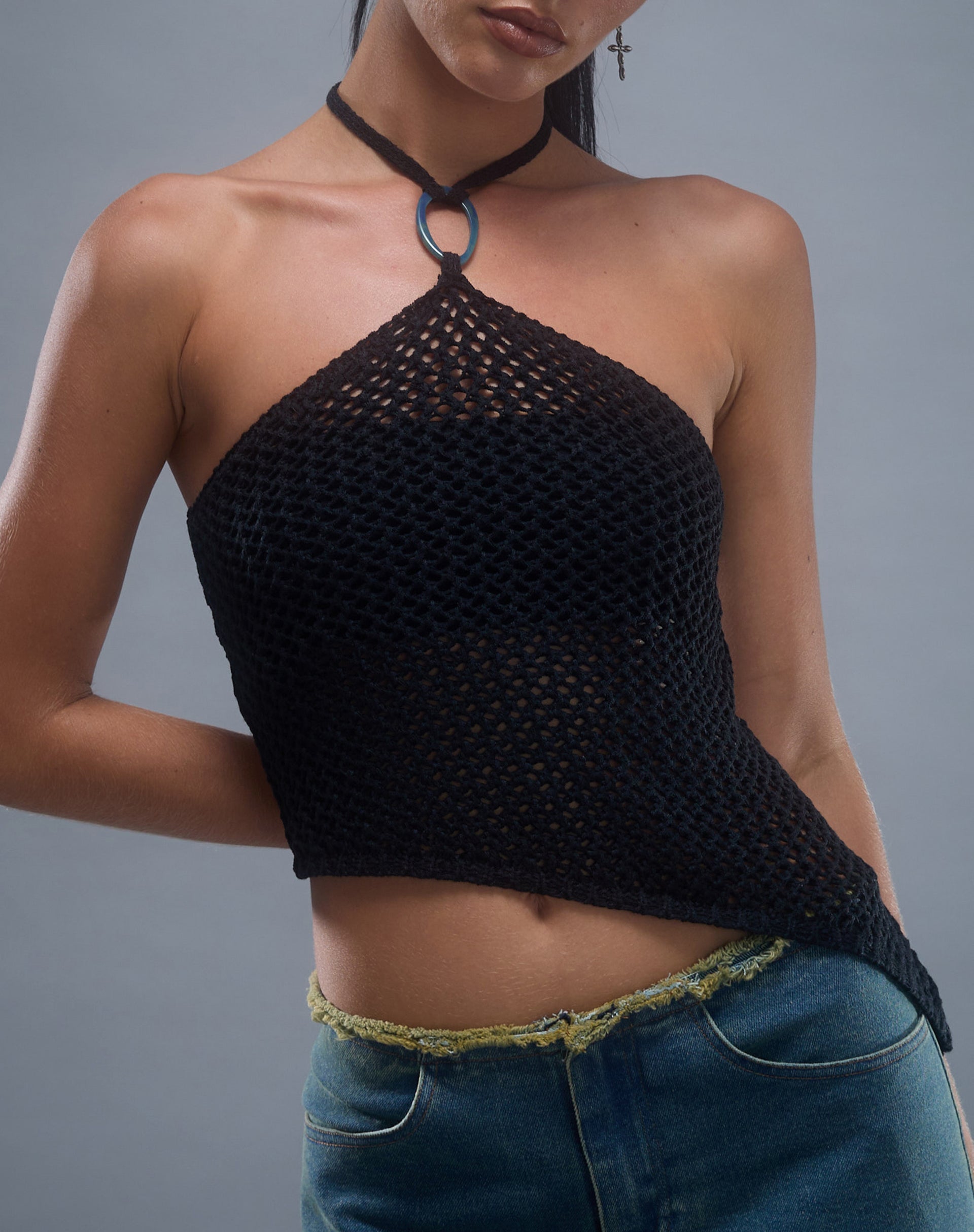 Immagine di Royani Top a collo alto in maglia nera