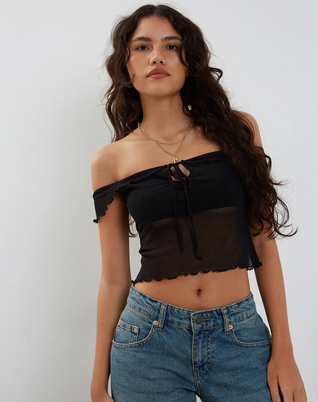 Top Nabil Bardot in maglia nera