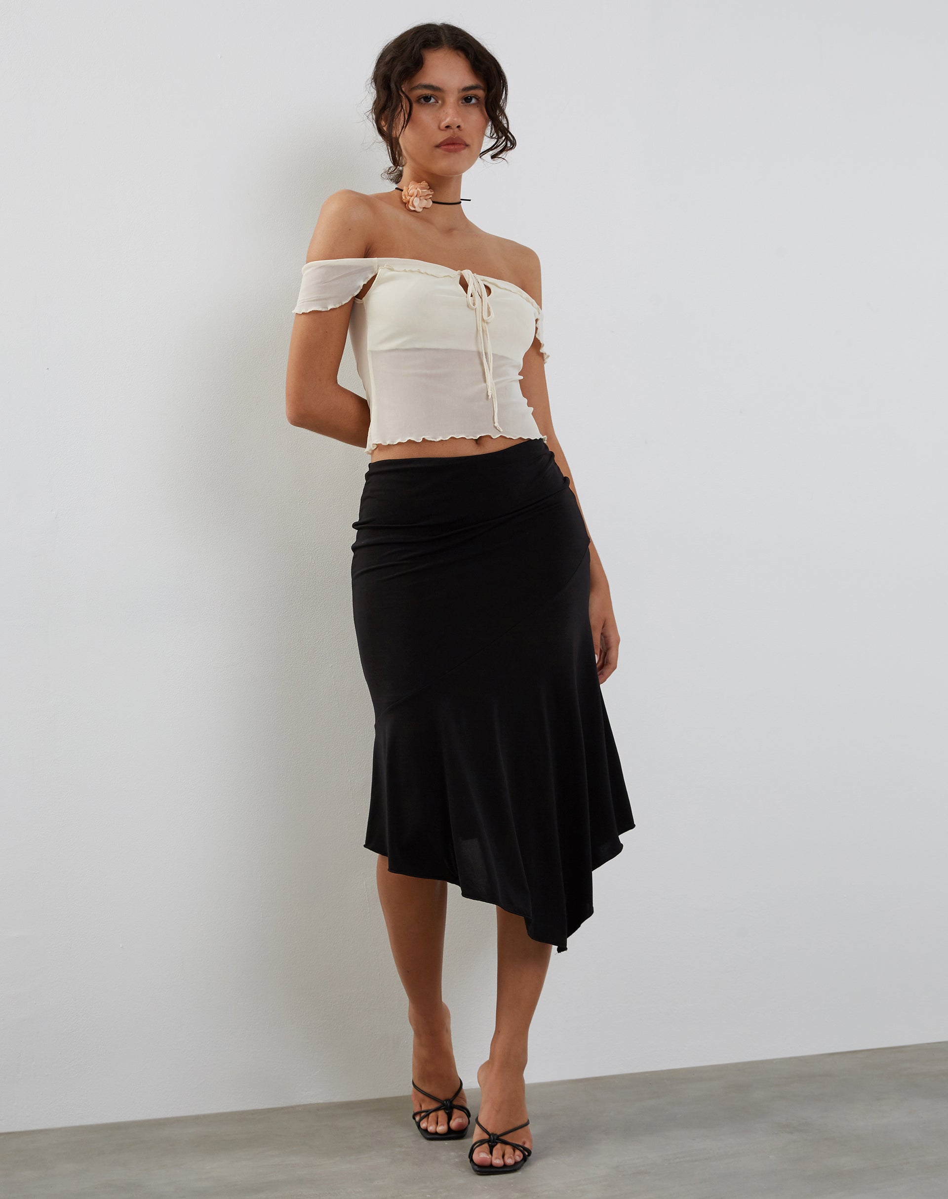 Immagine di Nabil Bardot Top in rete crema