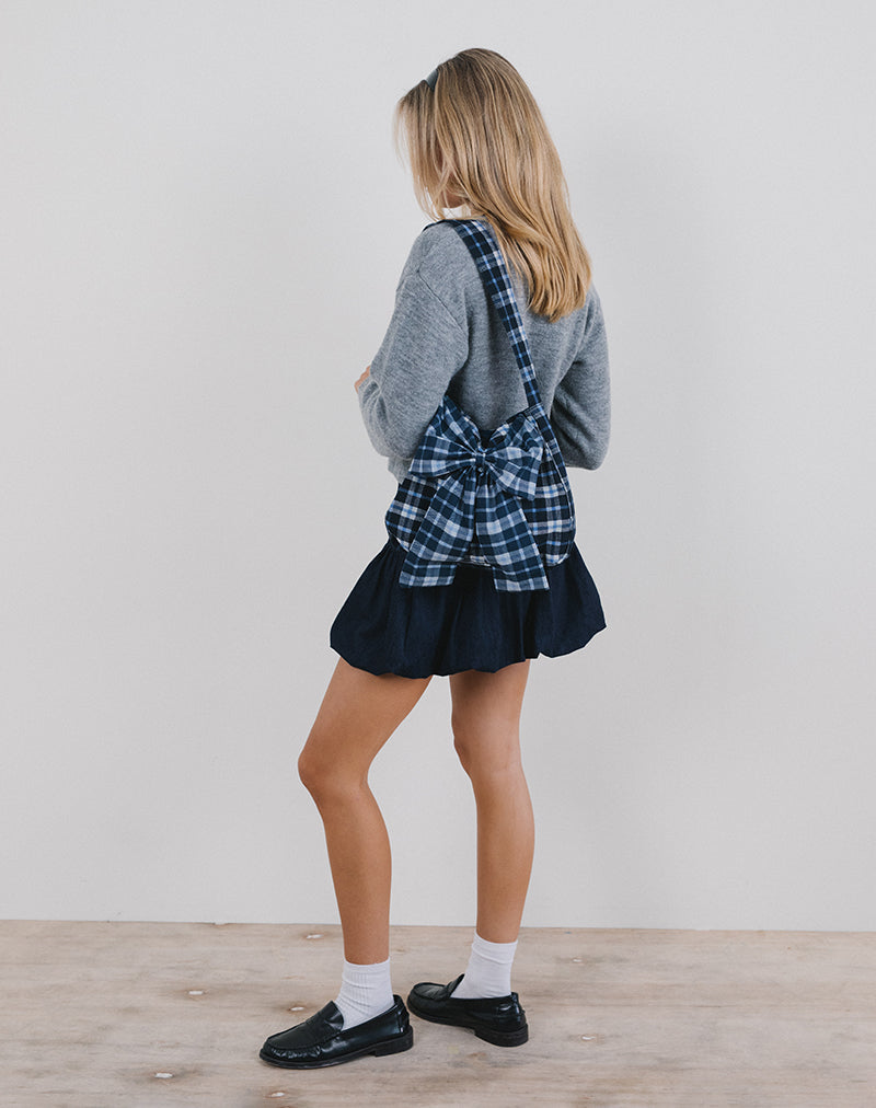 Immagine della borsa Nagi in tartan blu scuro