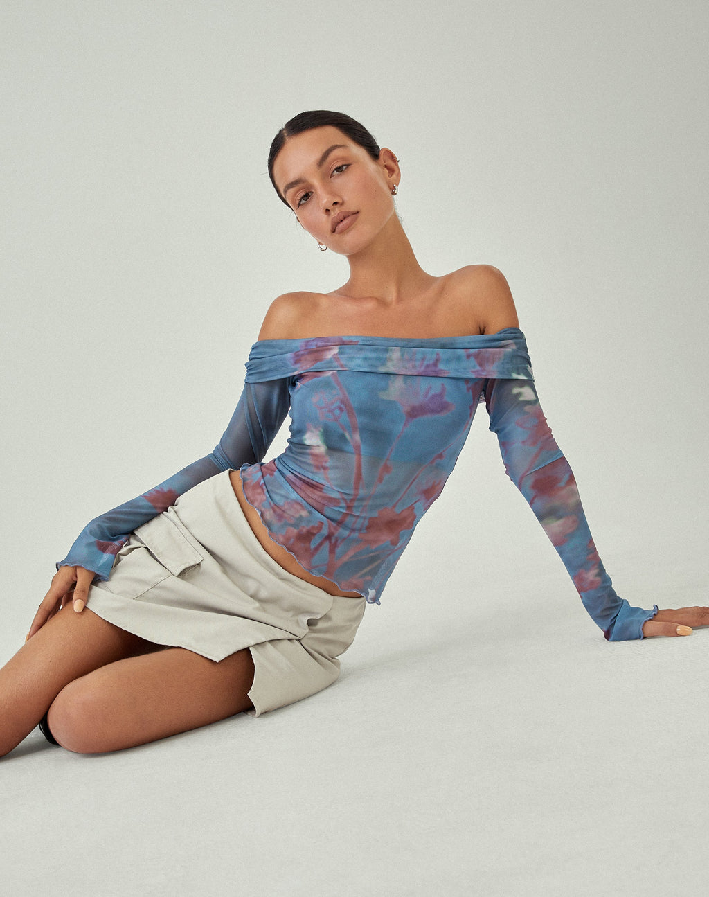 MOTEL X JACQUIE Nagya - Top a maniche lunghe in rete blu lumen