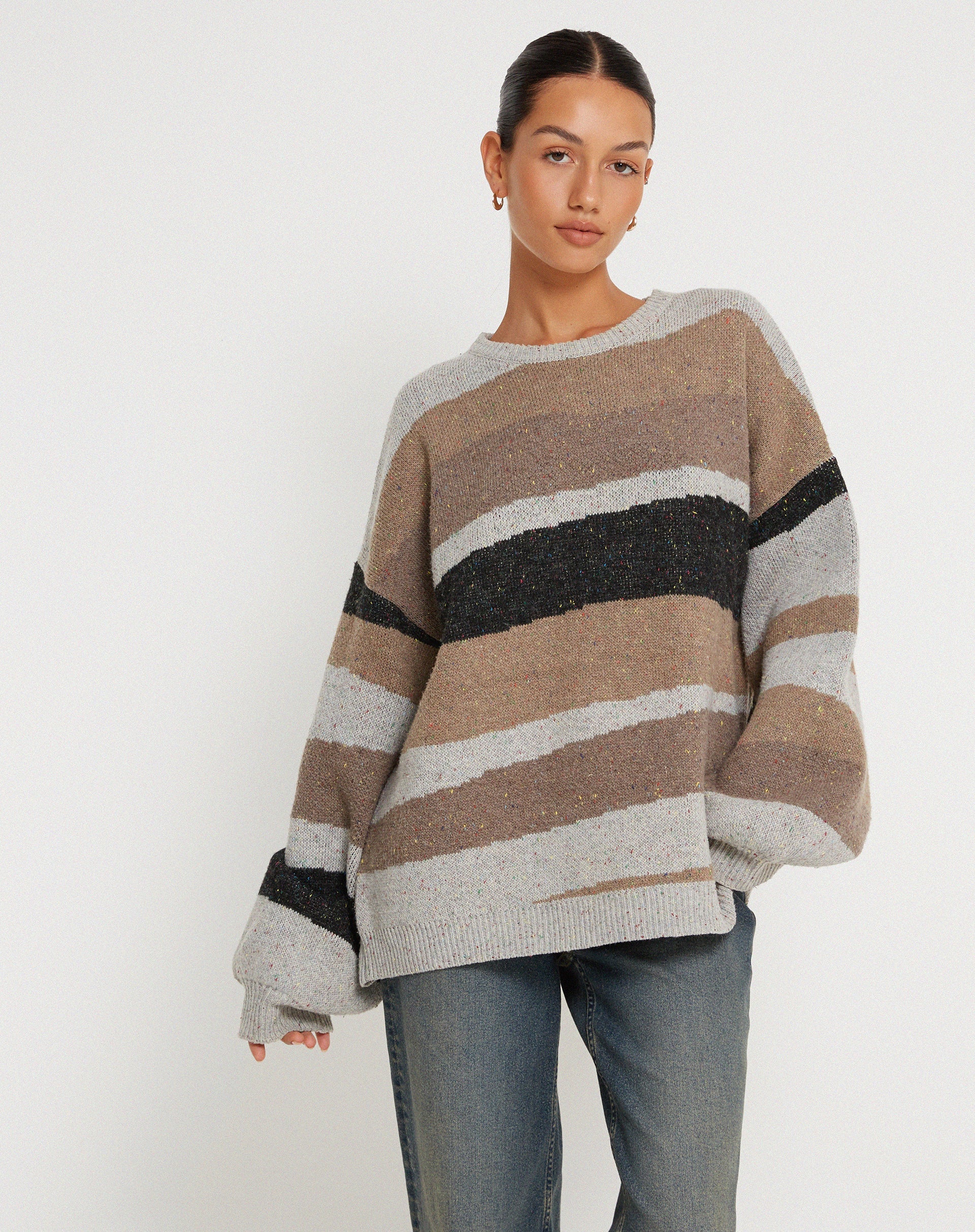 immagine di Namari Jumper in grigio astratto e tan.