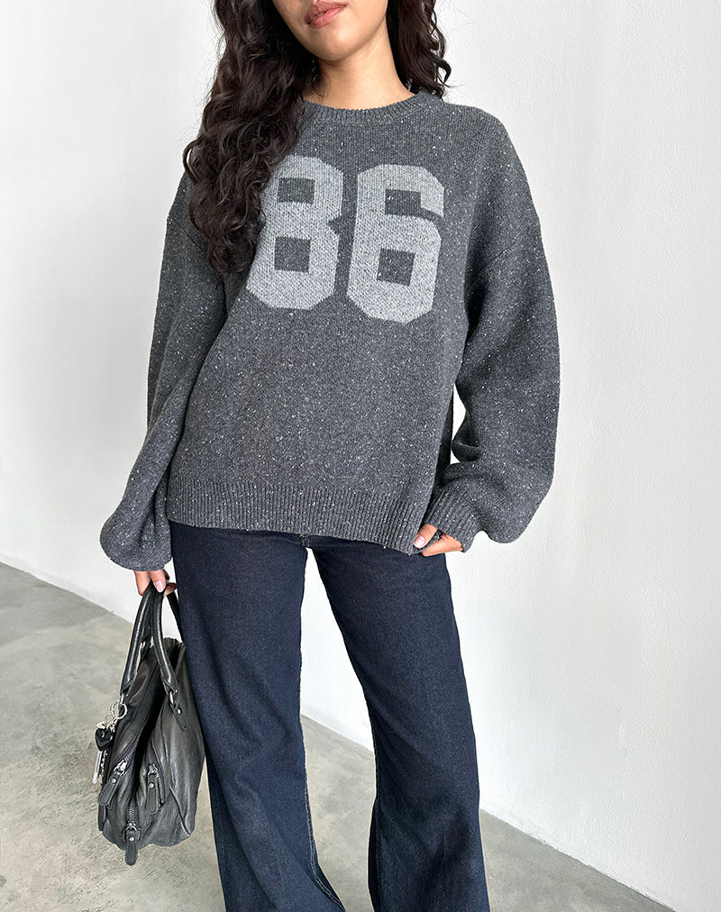 Immagine di Namari Jumper in maglia grigia con motivo 86
