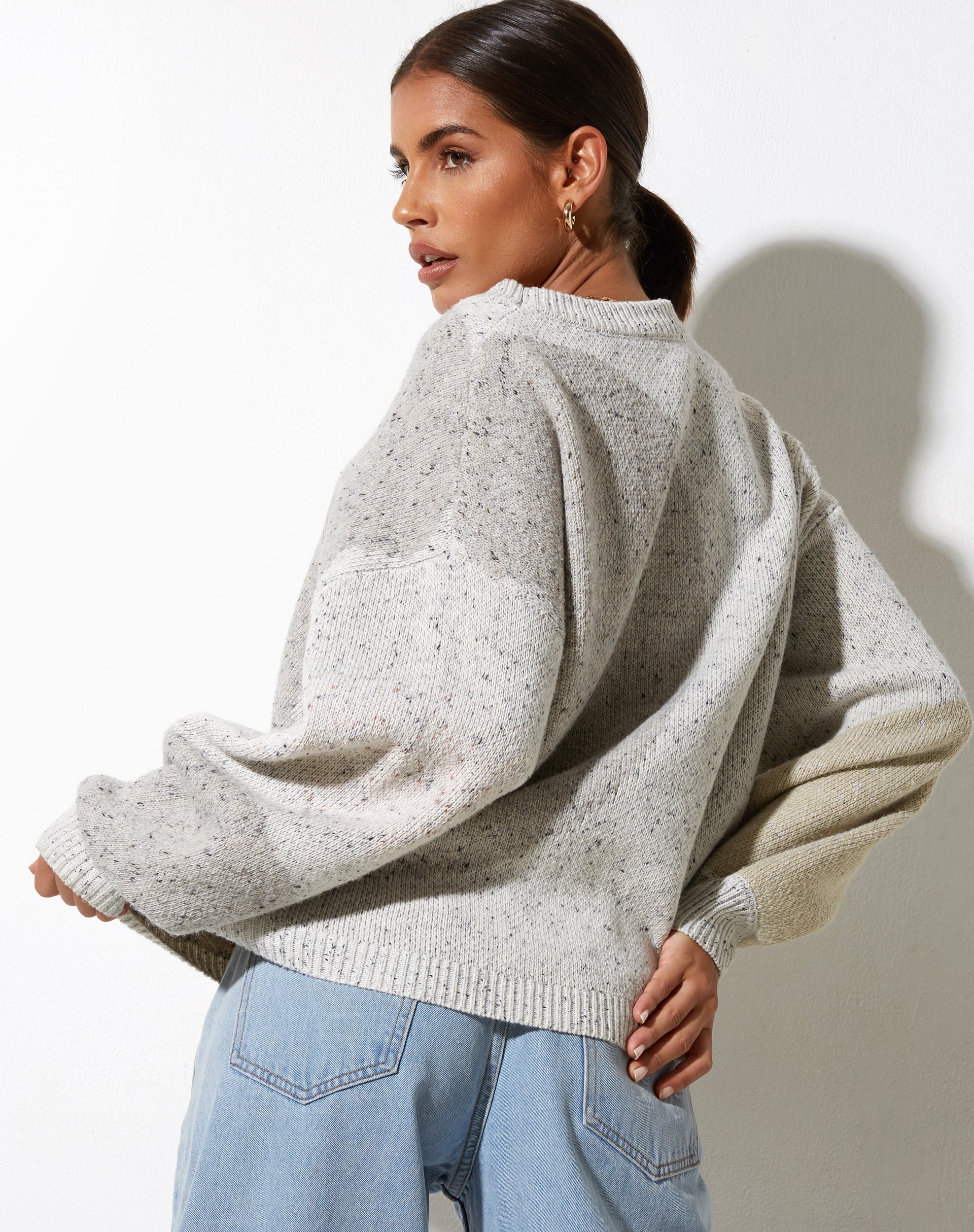 immagine di Namari Jumper in Abstract Splodge Beige, Purple e Olive