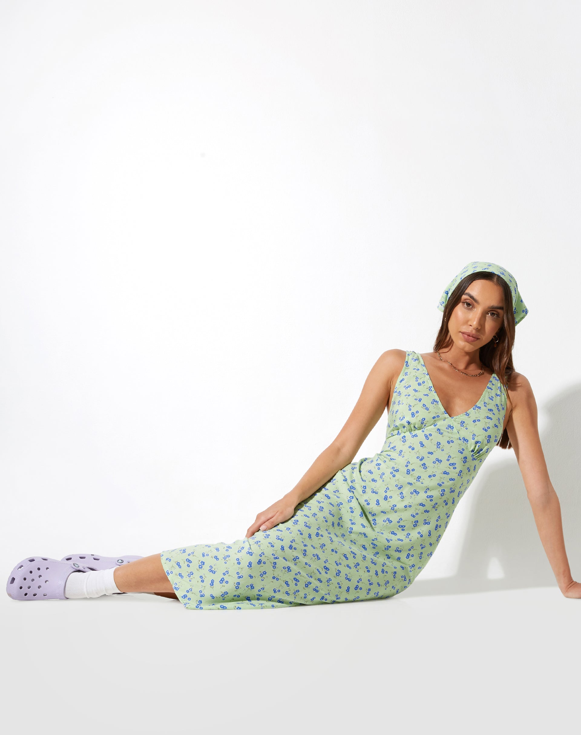 immagine di Lisheva Midi Dress in Lime Floral