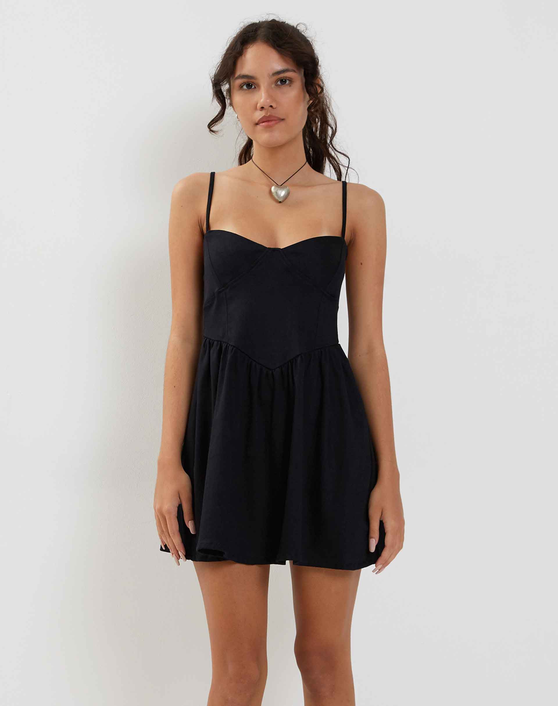 Immagine di Nanisa Mini Dress in nero