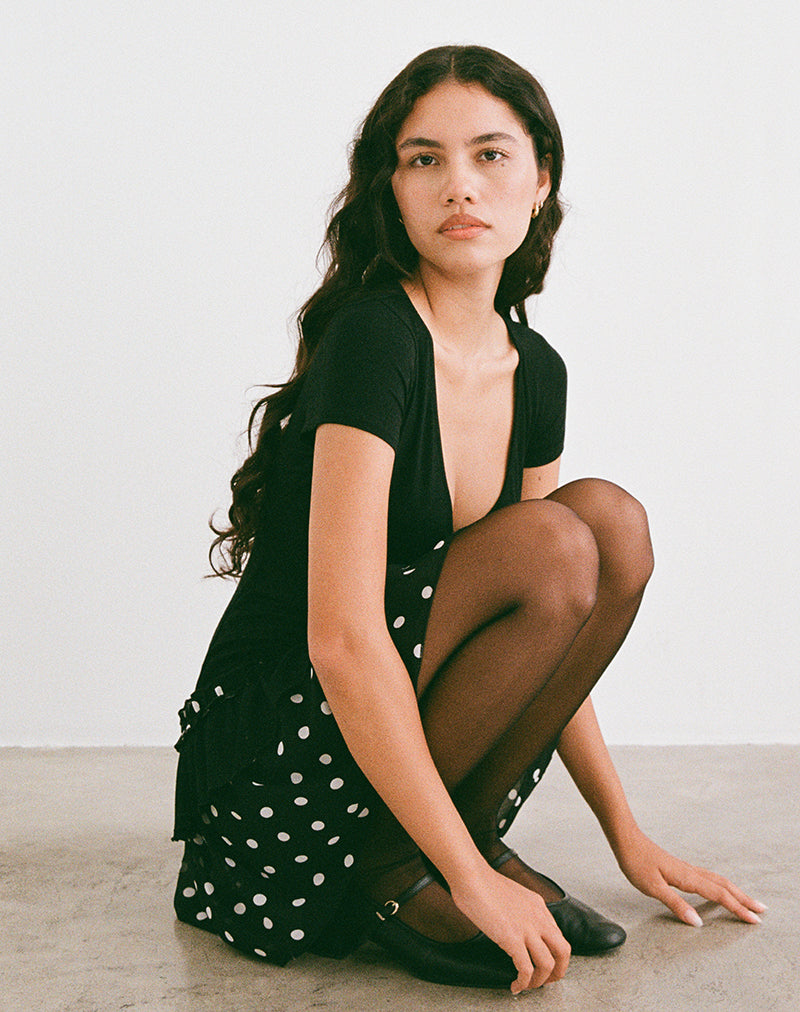 Immagine di Navya Wrap Mini Dress in Polka Bianco e Nero