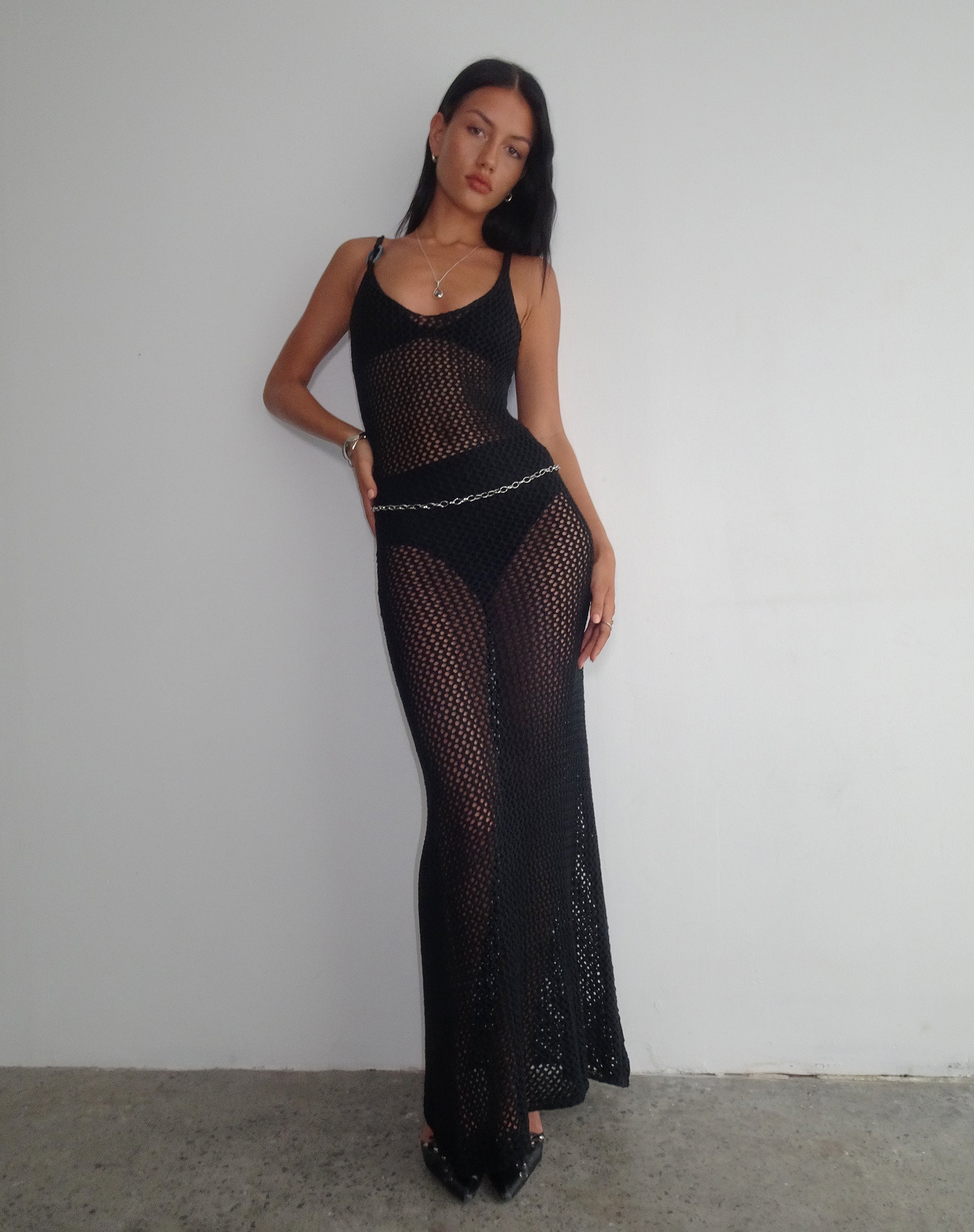 Immagine di Nazir O Anello cinturino in maglia Maxi Dress in nero