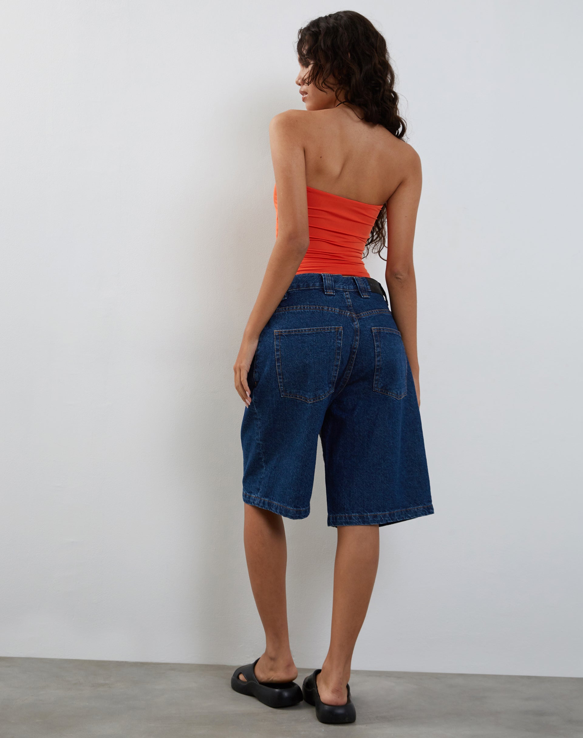 Immagine di Neave Slinky Bandeau Top in arancione