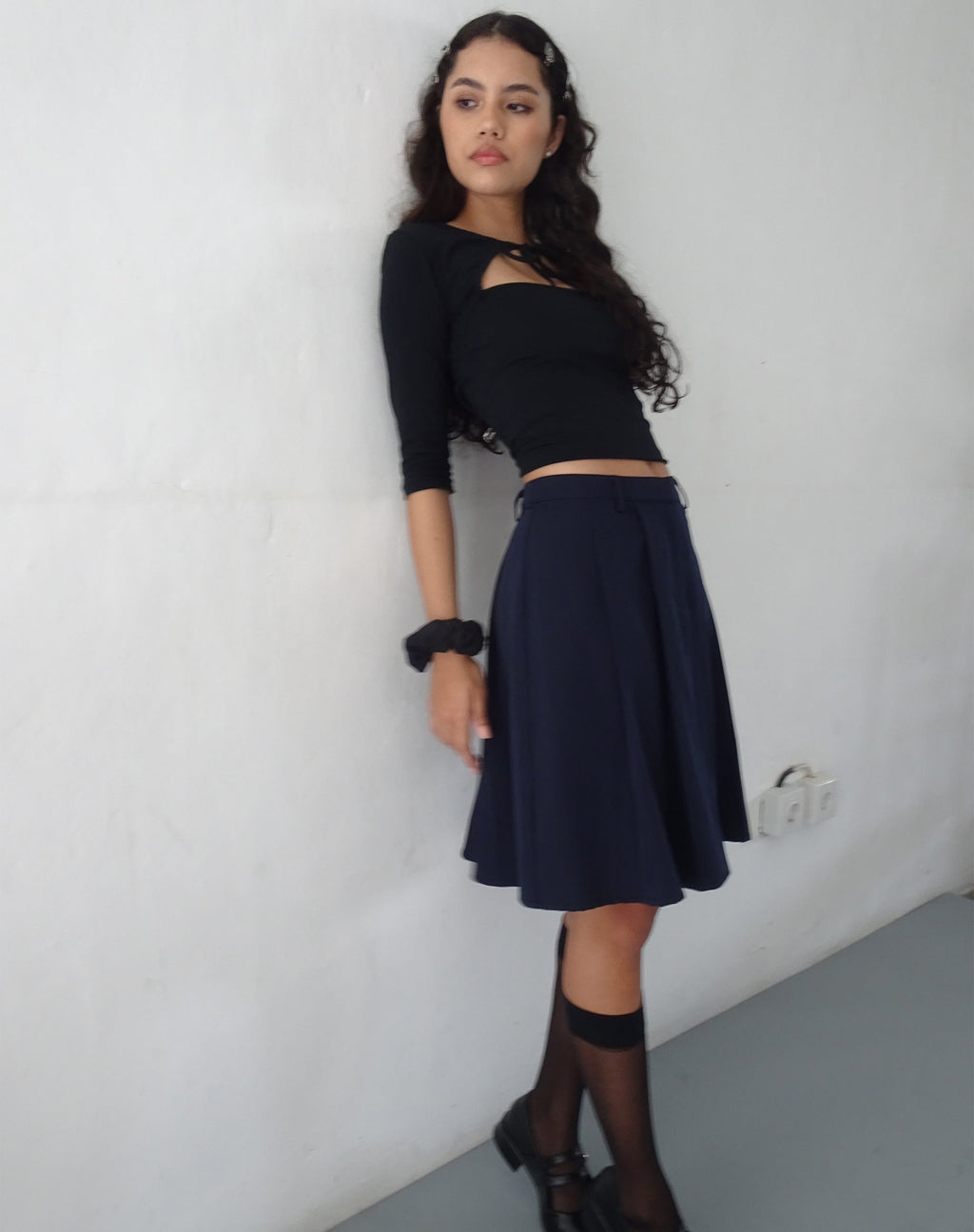 Gonna al ginocchio plissettata Colette in blu scuro