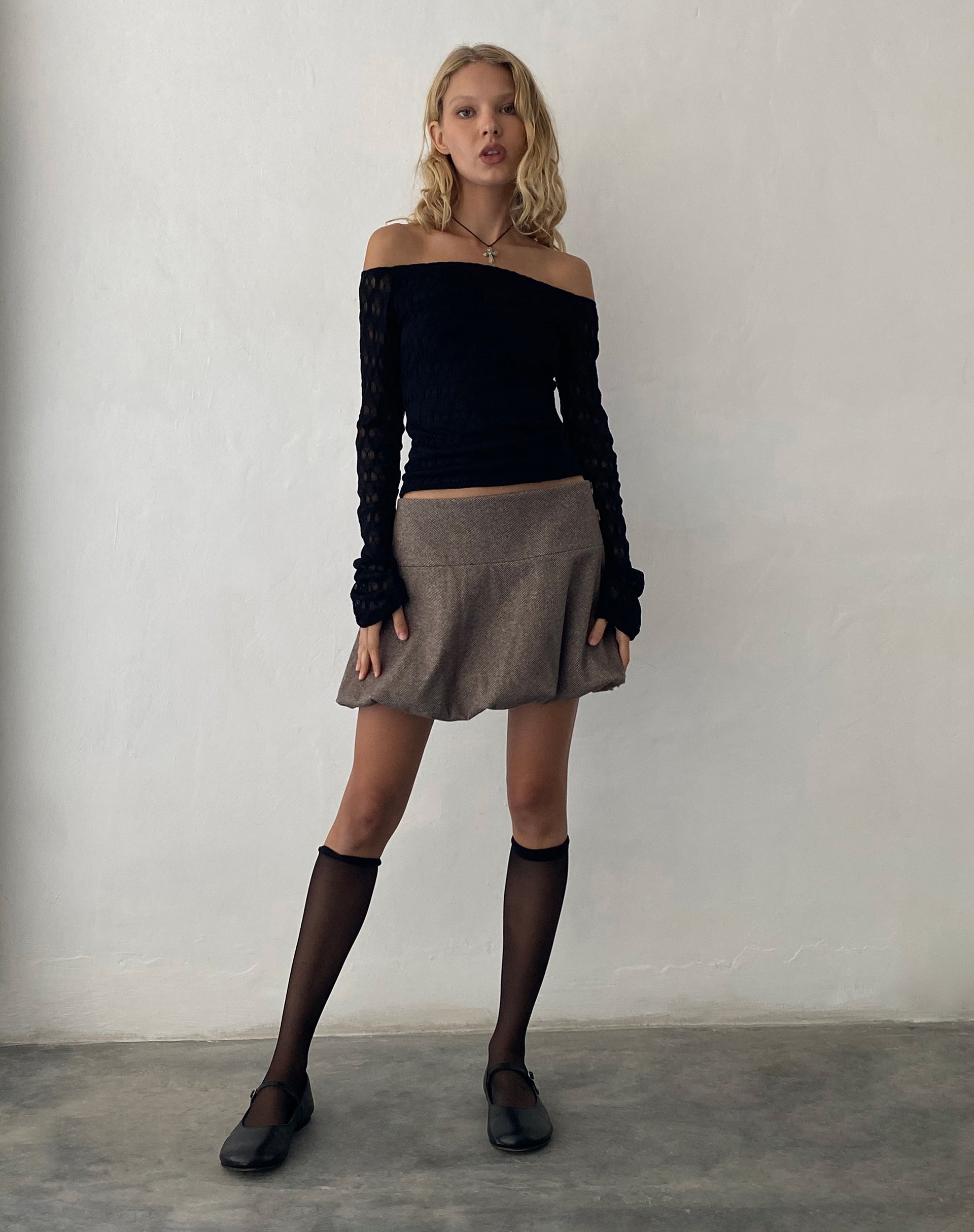 Immagine di Neira Top Bardot a maniche lunghe in maglia testurizzata Nero