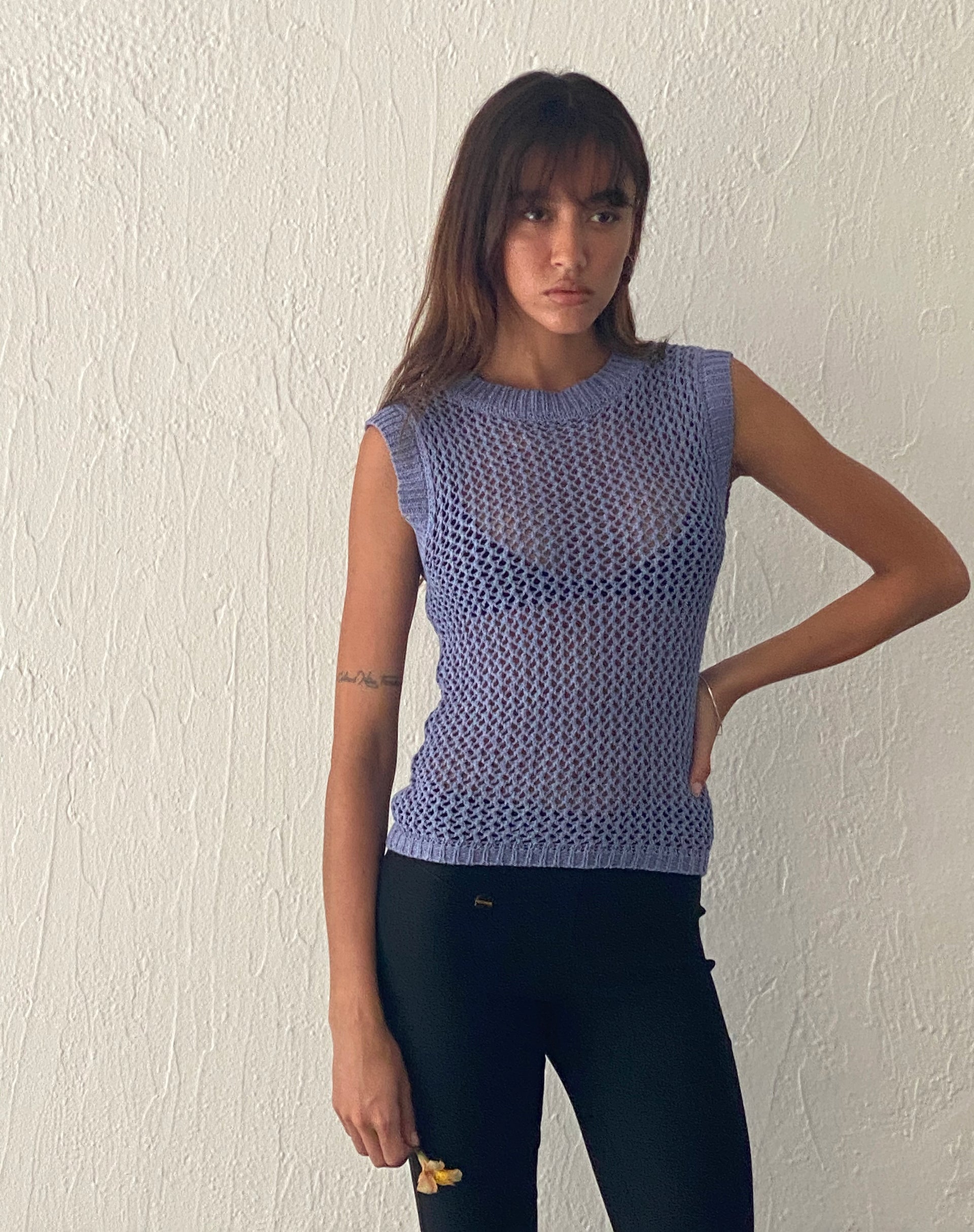 Immagine di Nibura Canottiera aperta sul retro in maglia blu