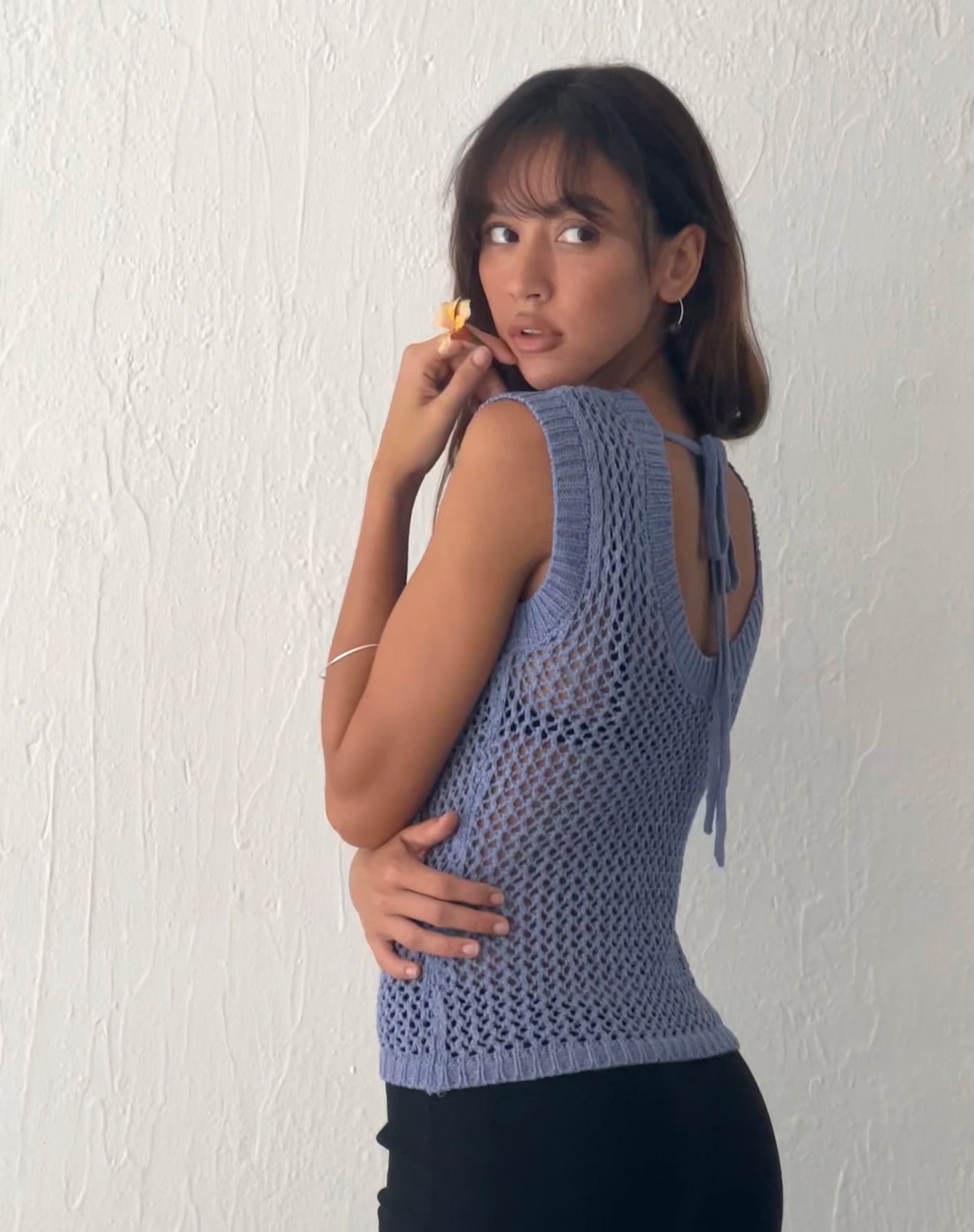 Immagine di Nibura Canottiera aperta sul retro in maglia blu