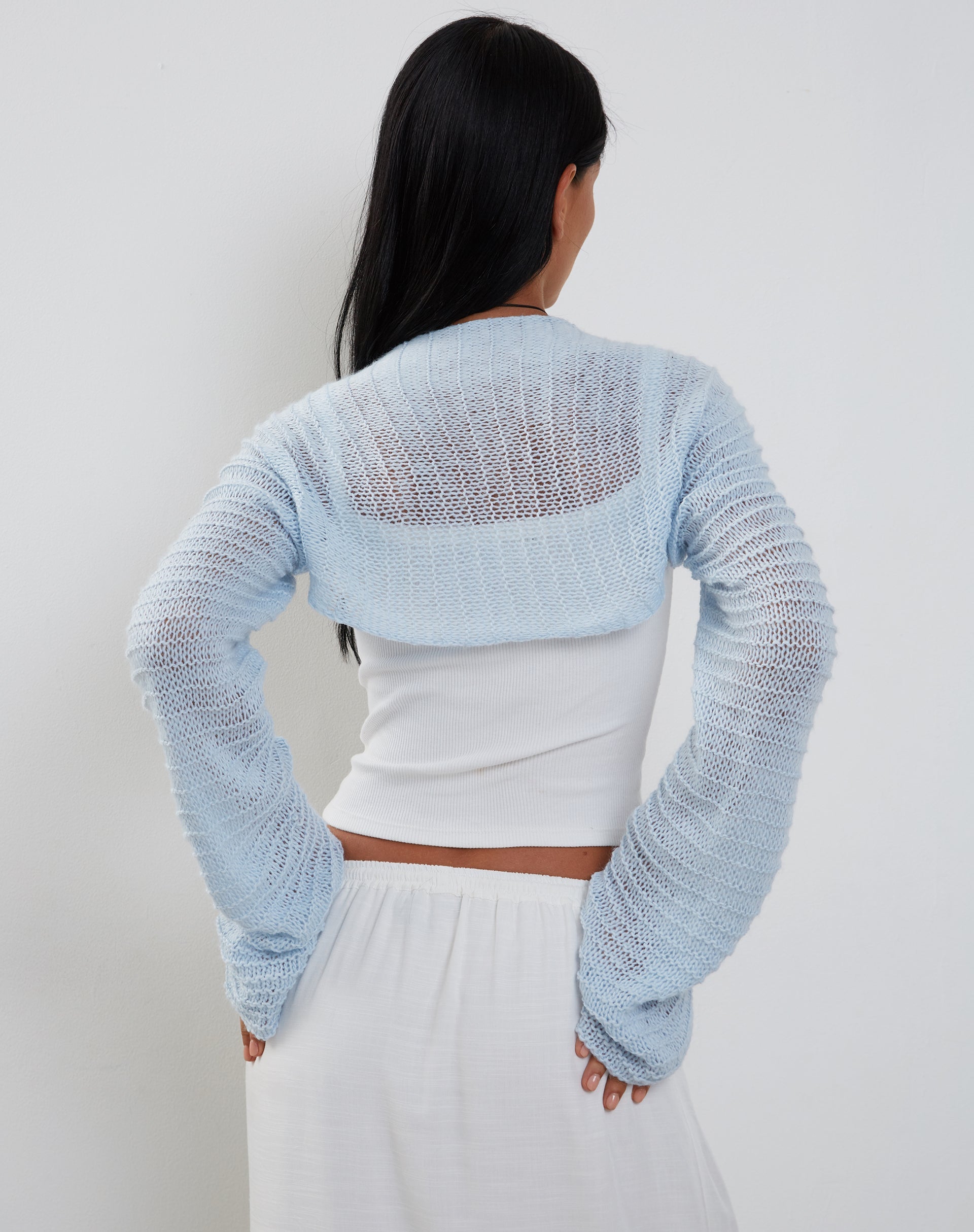 Immagine di Nobila Shrug Top in Baby Blue