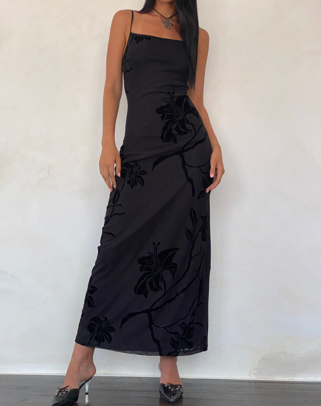 Maxi abito Nodu in Orchidee Flock Nero