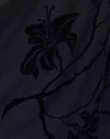 le orchidee si accalcano di nero