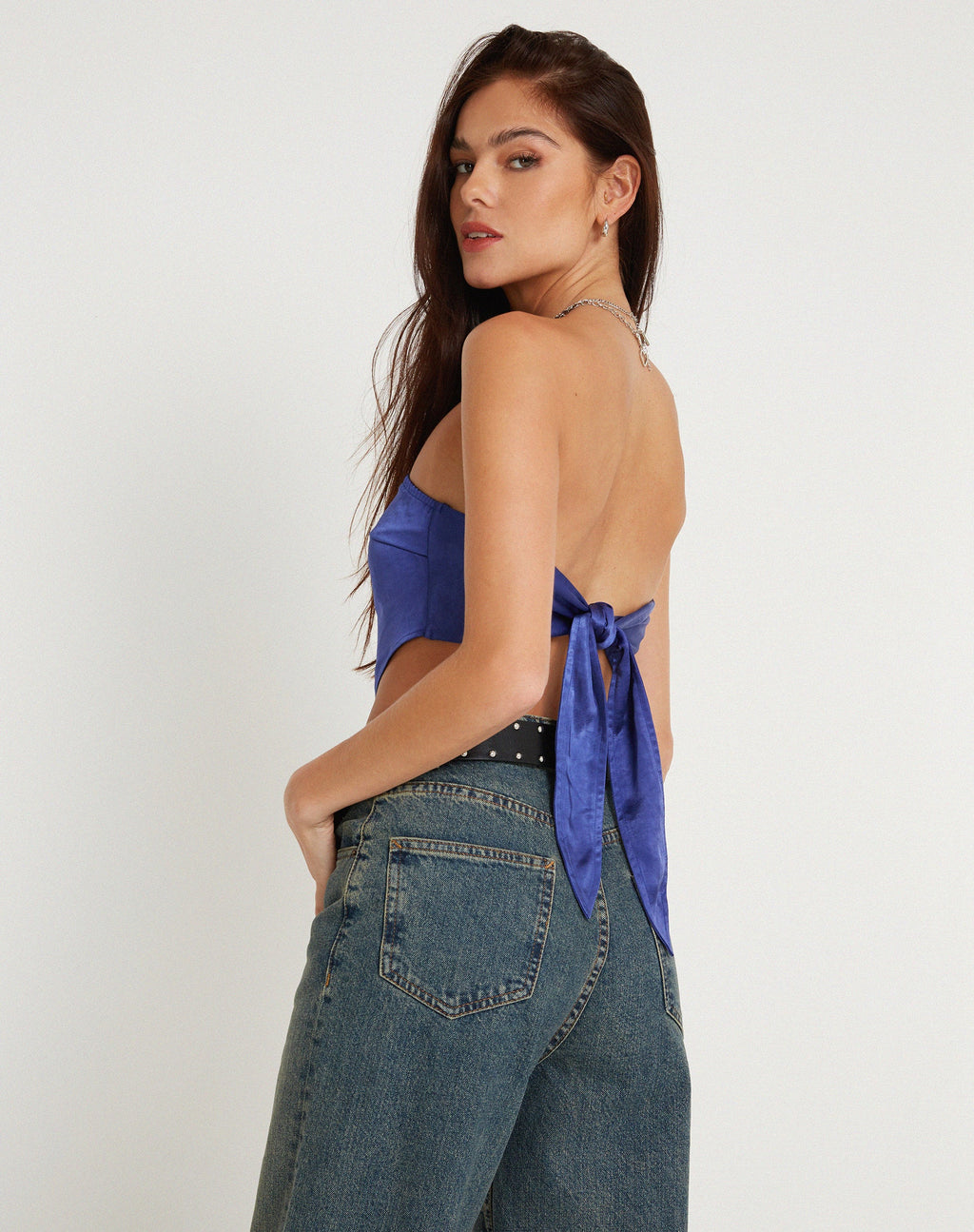 Nolda, top a fascia in raso blu spettro