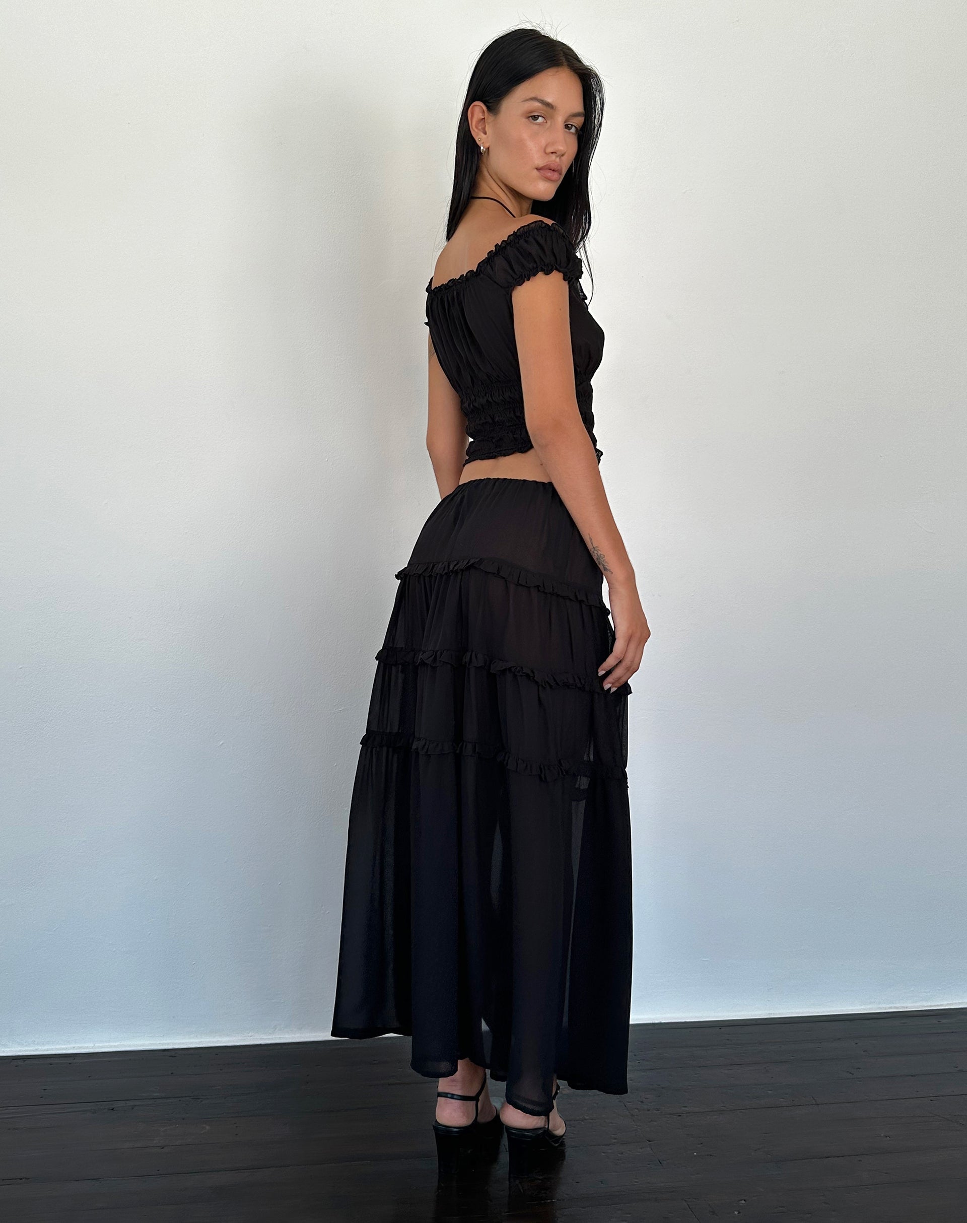 Immagine di Norah, maxi gonna a pieghe in chiffon nero