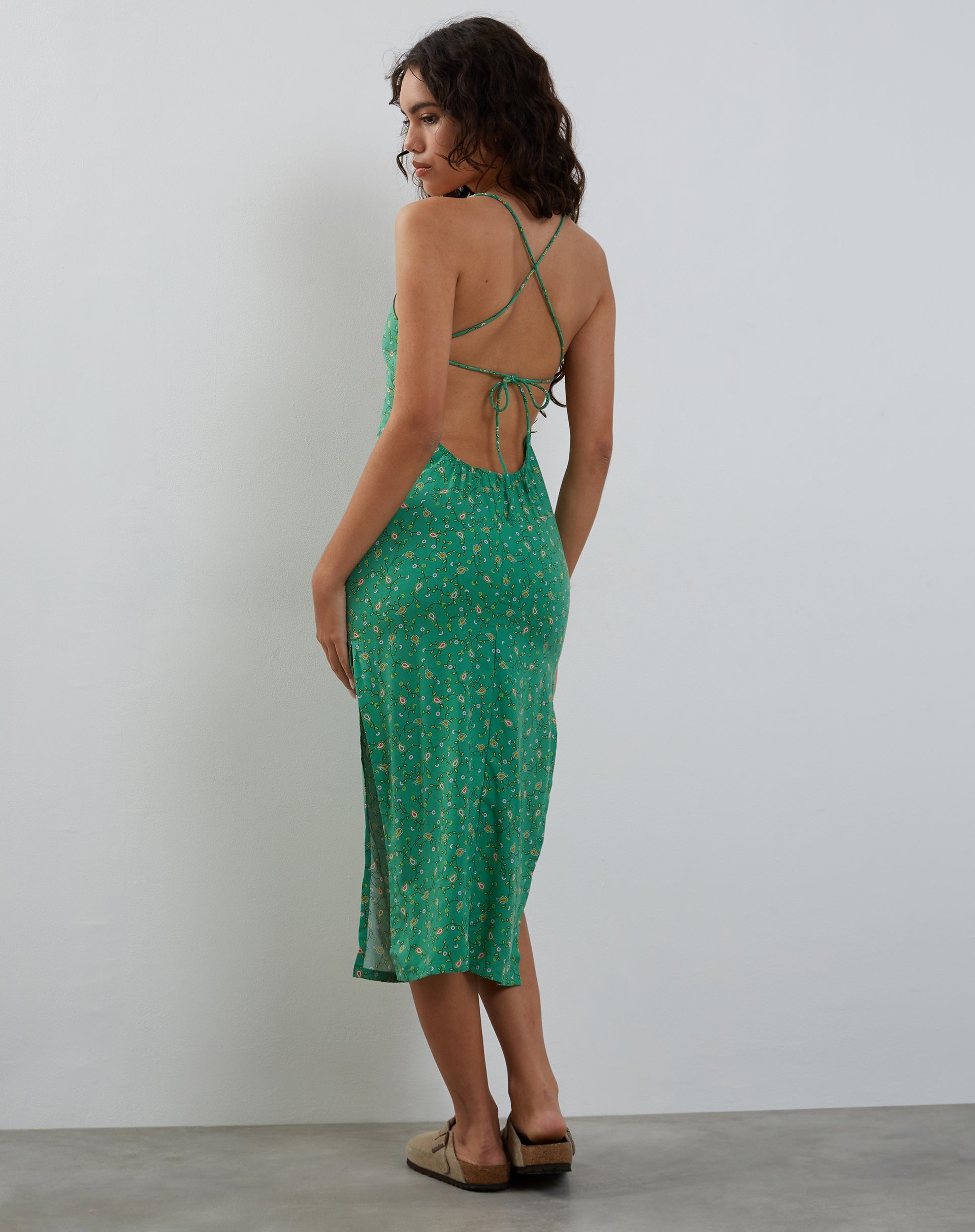 Immagine di Nosita Midi Dress in Paisley Fun Green