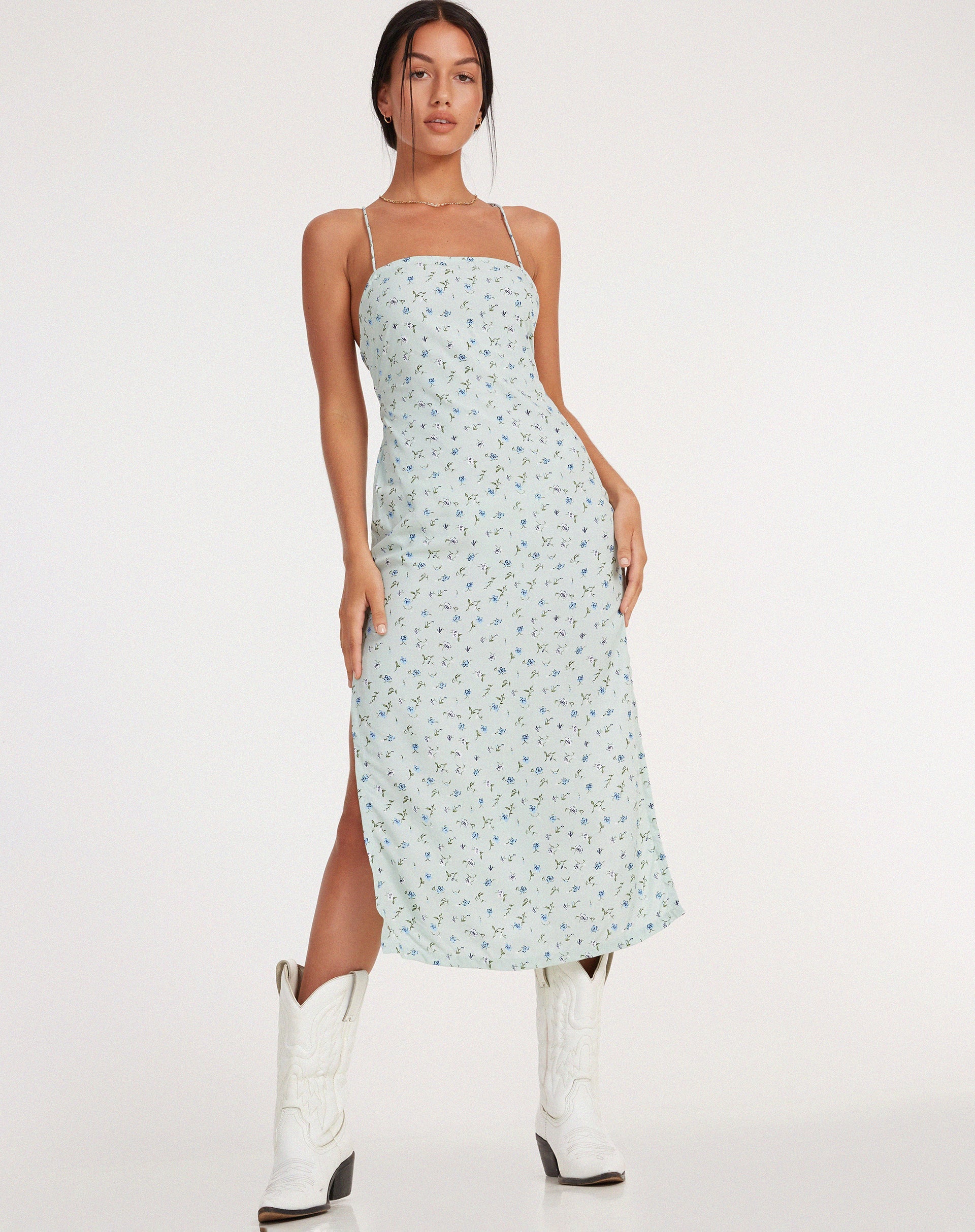 immagine di Nosita Midi Dress in grazioso verde petalo