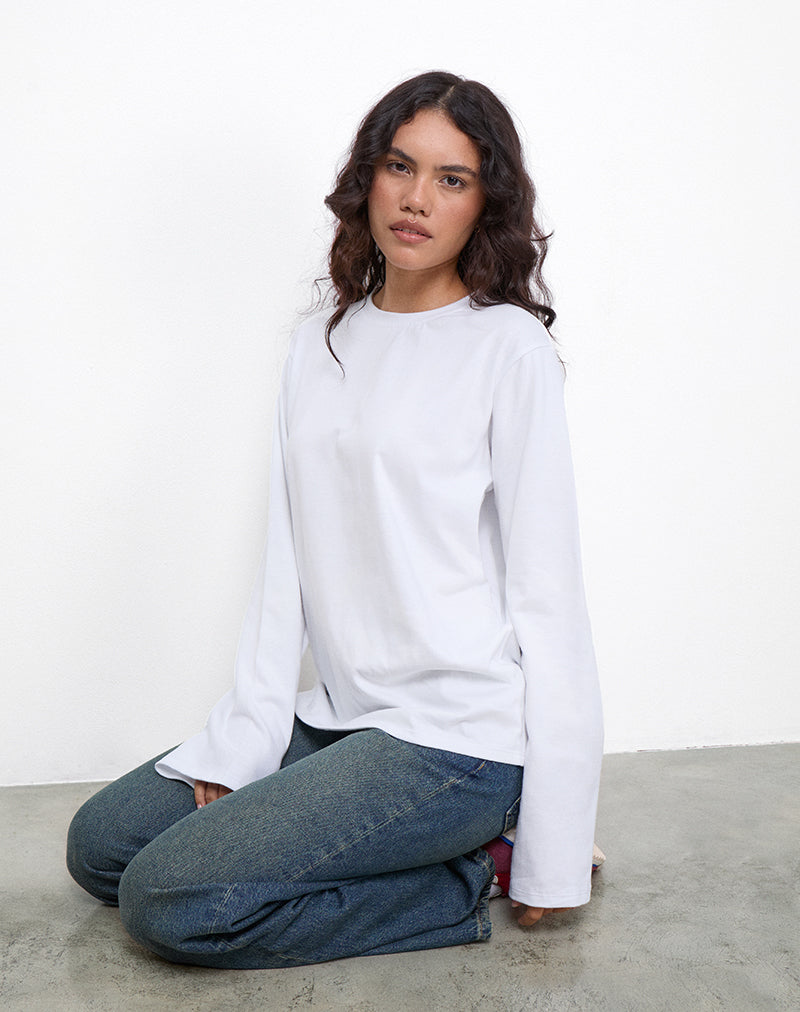 Top a maniche lunghe oversize OB in bianco