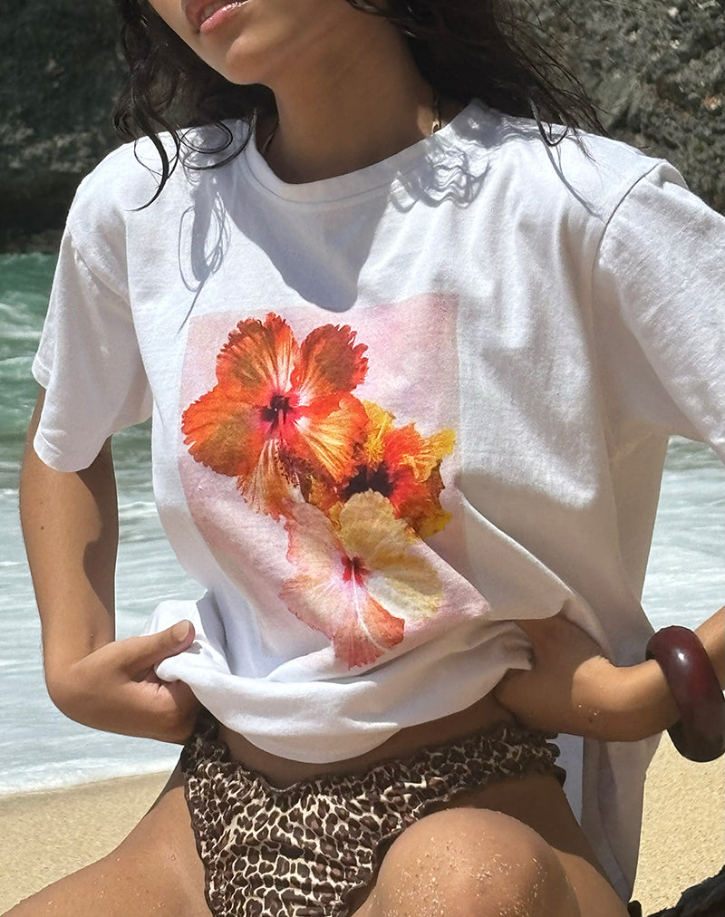 Immagine della t-shirt basic oversize in bianco Hibiscus