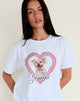 Immagine della t-shirt oversize Basic in bianco con stampa di animali domestici Gemini Motel