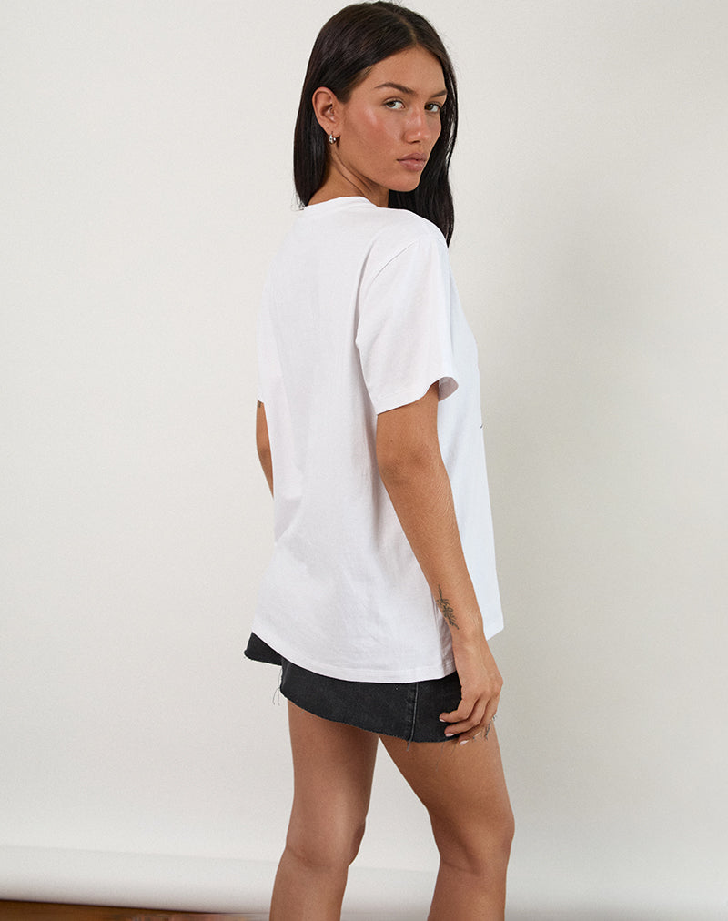 Immagine della t-shirt basic oversize in bianco con grafica del cane Acquario