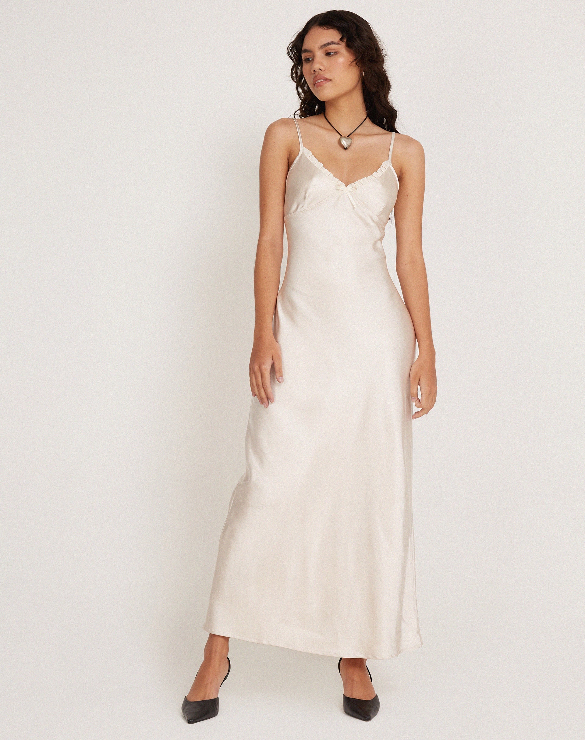 immagine di Padil Midi Dress in raso perlato avorio