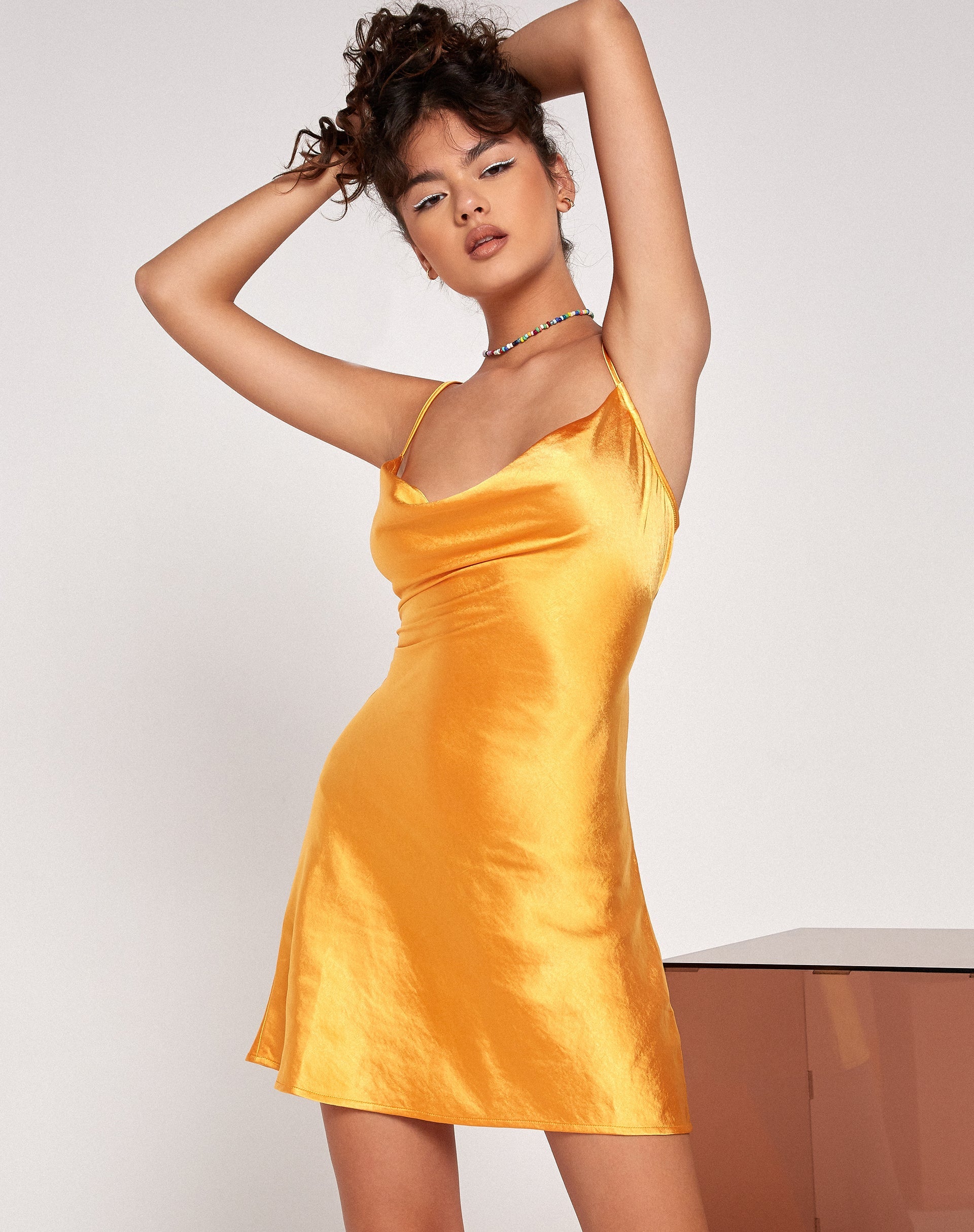 Immagine di Paiva Slip Dress in raso Tangerine