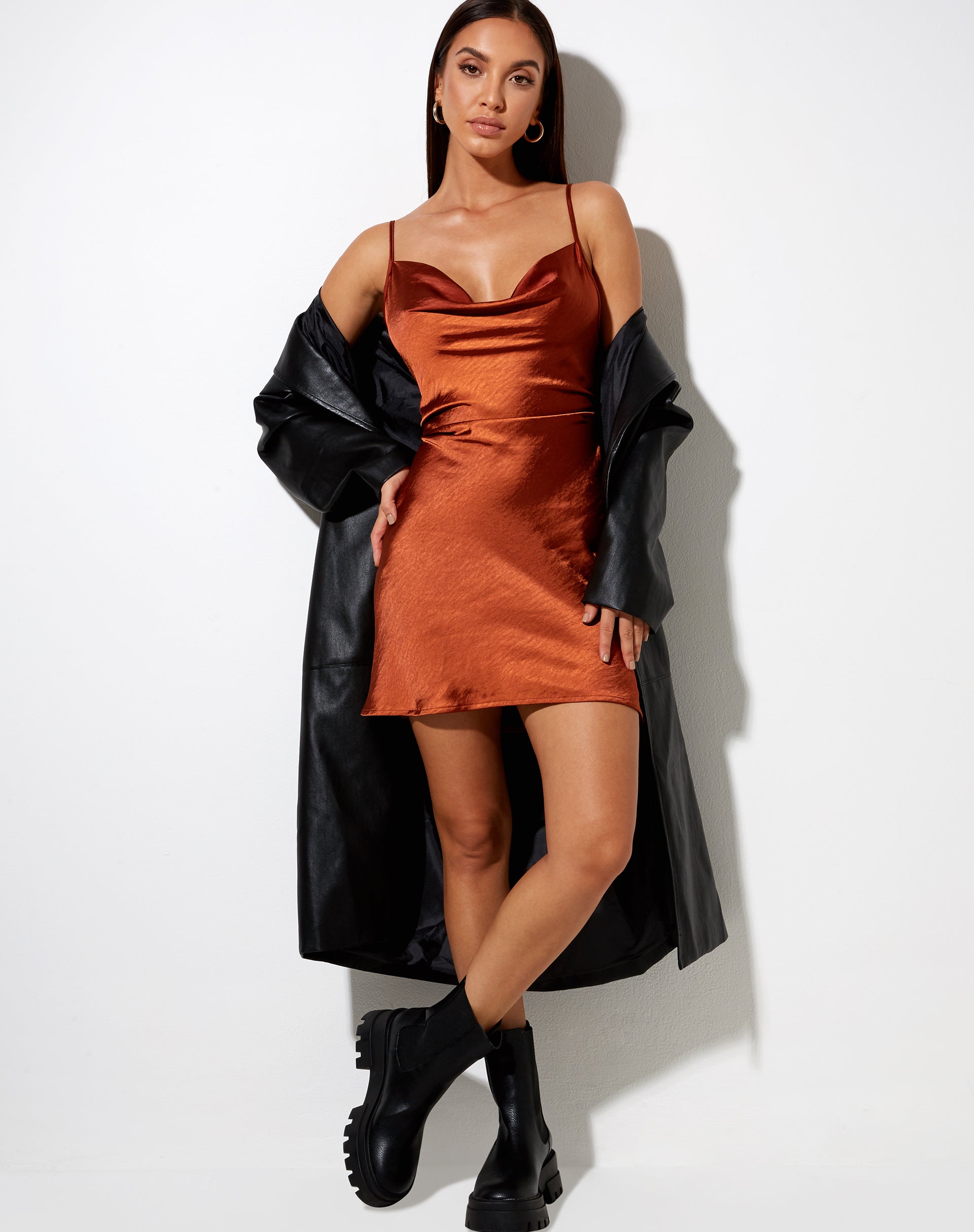 Immagine di Paiva Slip Dress in raso mattone